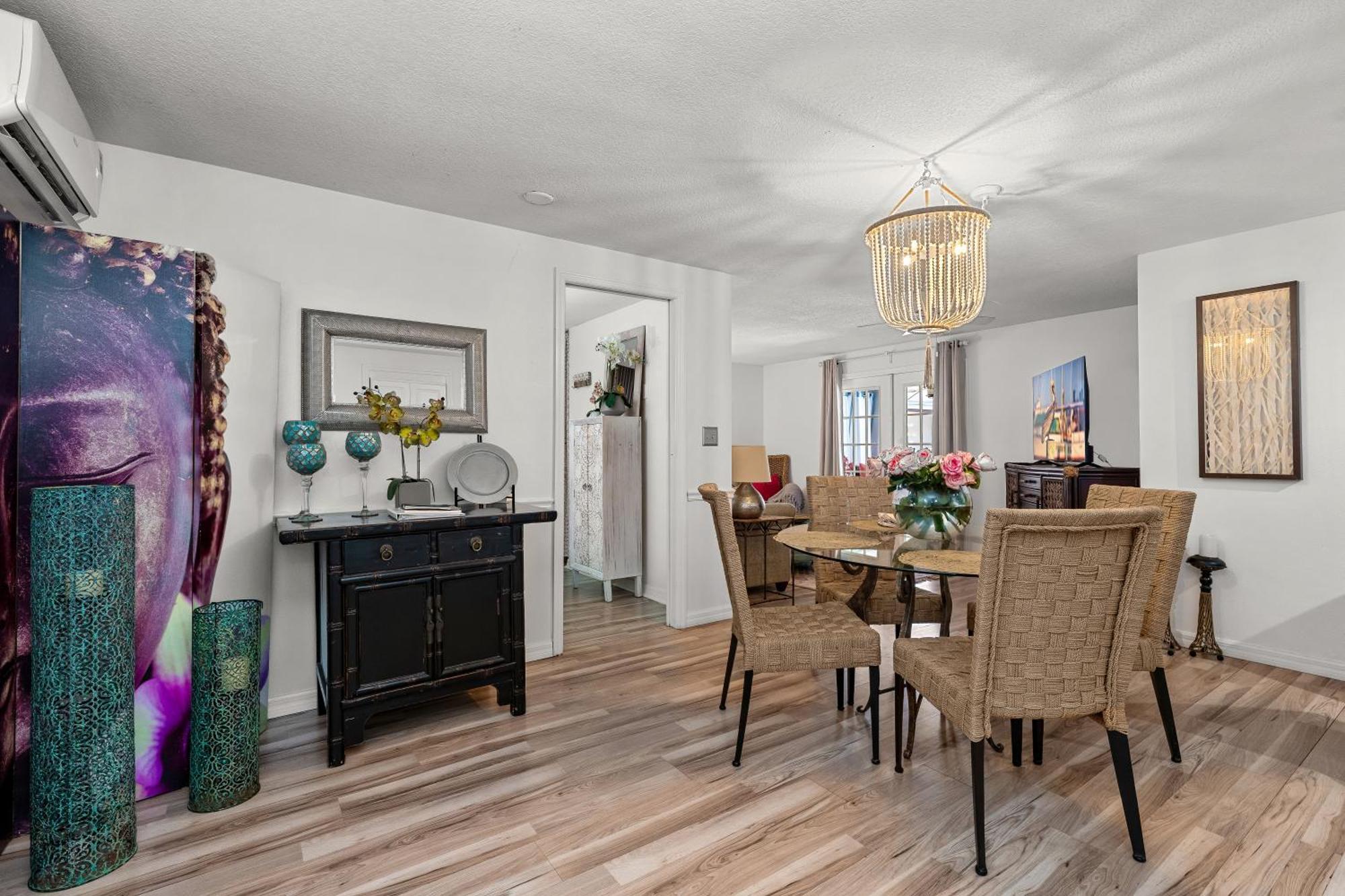 Luxury Zen Den With Heated Pool Just Off Siesta Key Apartment *