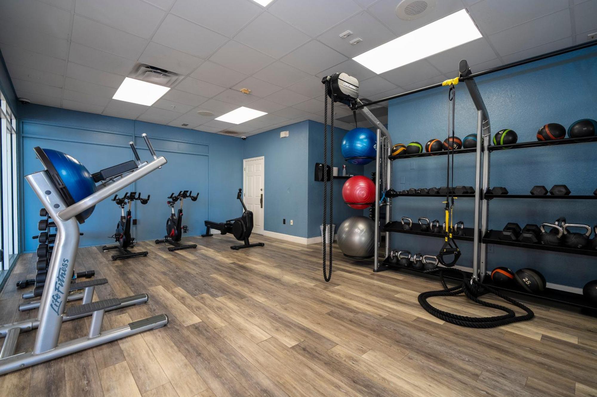 Apartment 5br New Near