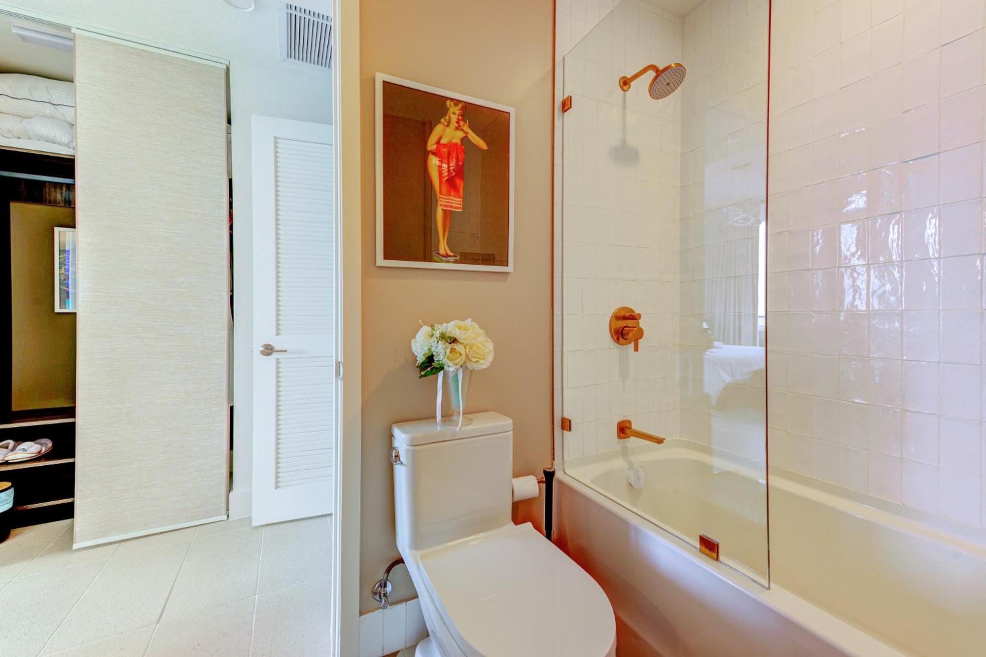 Magic Penthouse Balcony Ocean View, Pool Resort, Spa, Heart Of Apartment Miami