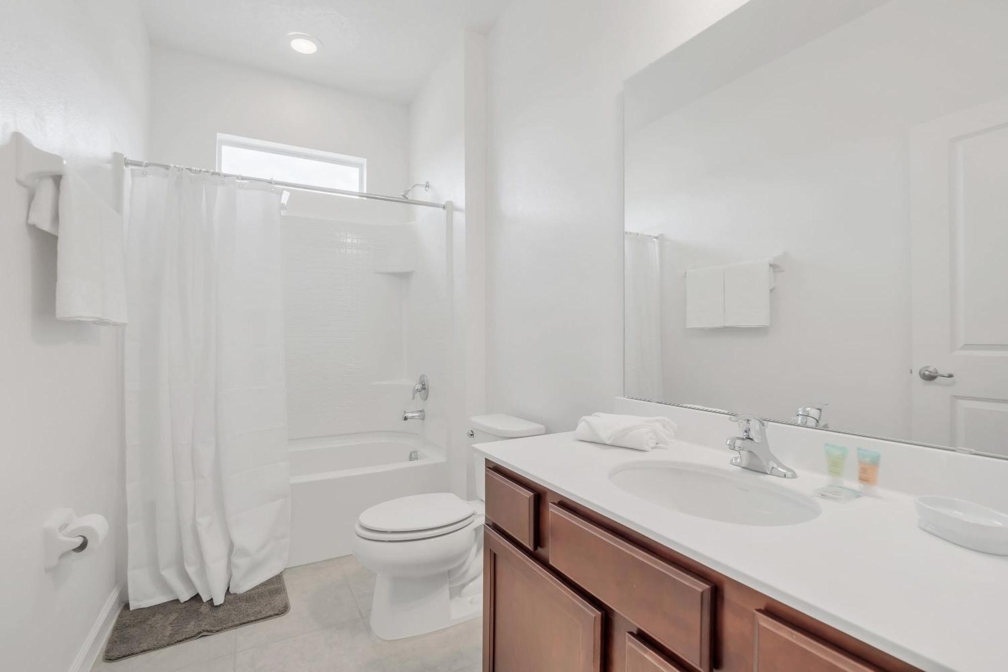 W Pool & Games Near -pet Friendly Holiday home Kissimmee