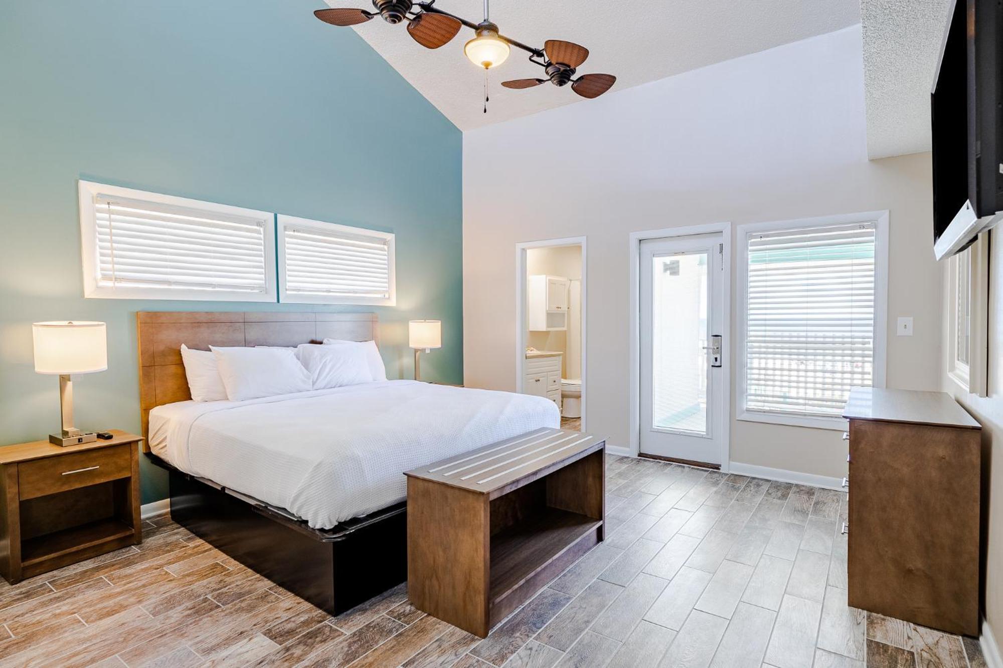 Hotel Sandpiper Beacon 4*