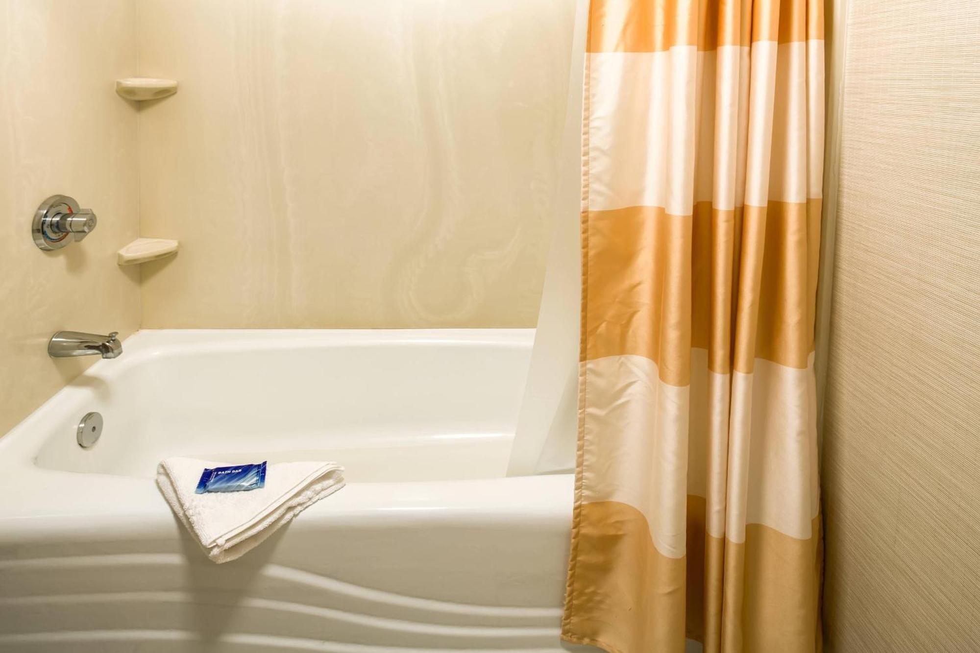 Fairfield & Airport Hotel Jacksonville