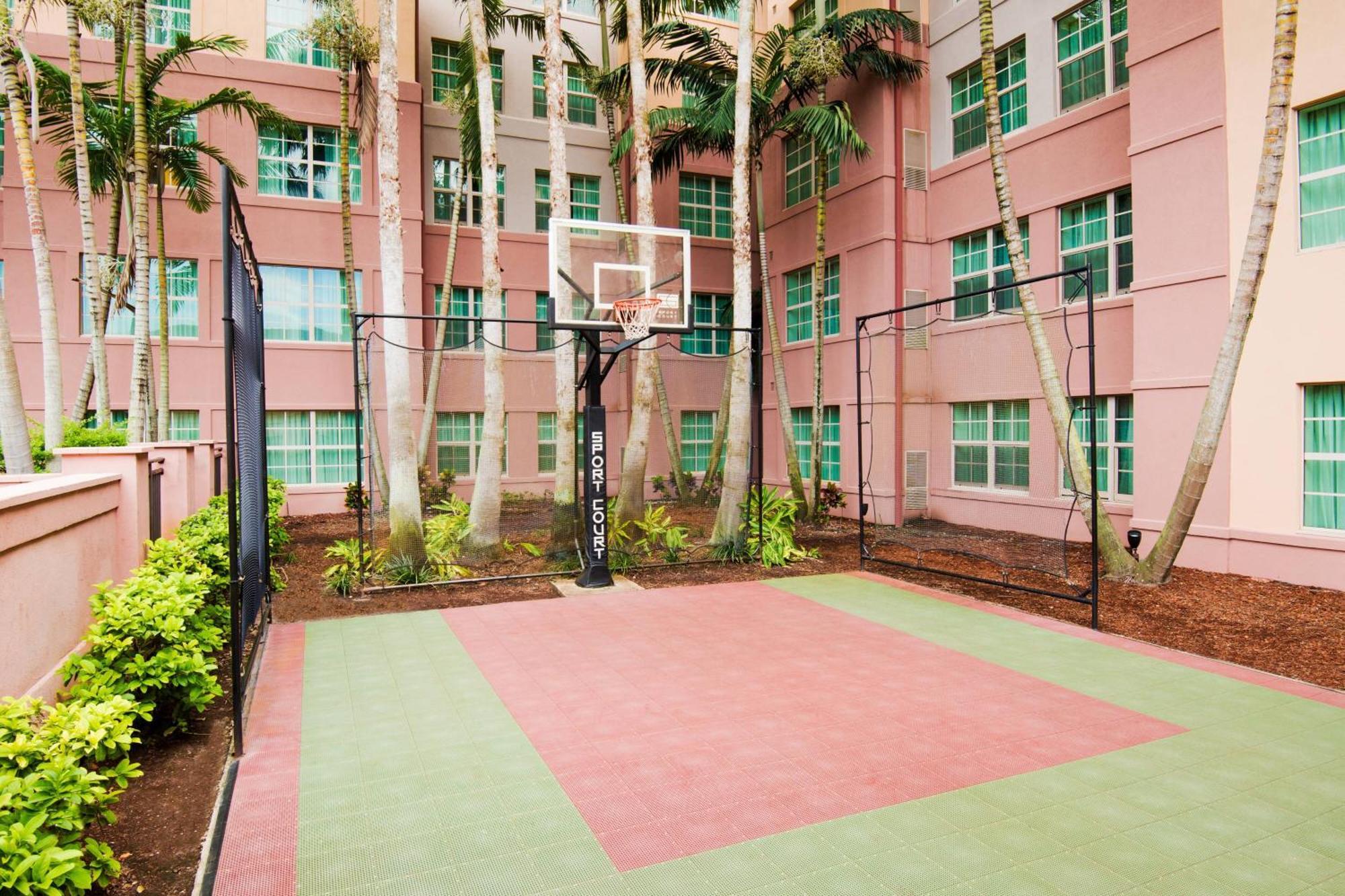 Hotel Lauderdale Sw/miramar 3*