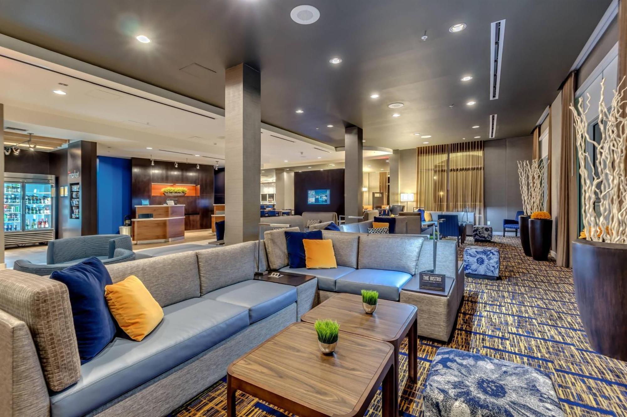 Hotel Courtyard By Marriott St. Petersburg Clearwater/madeira Madeira Beach
