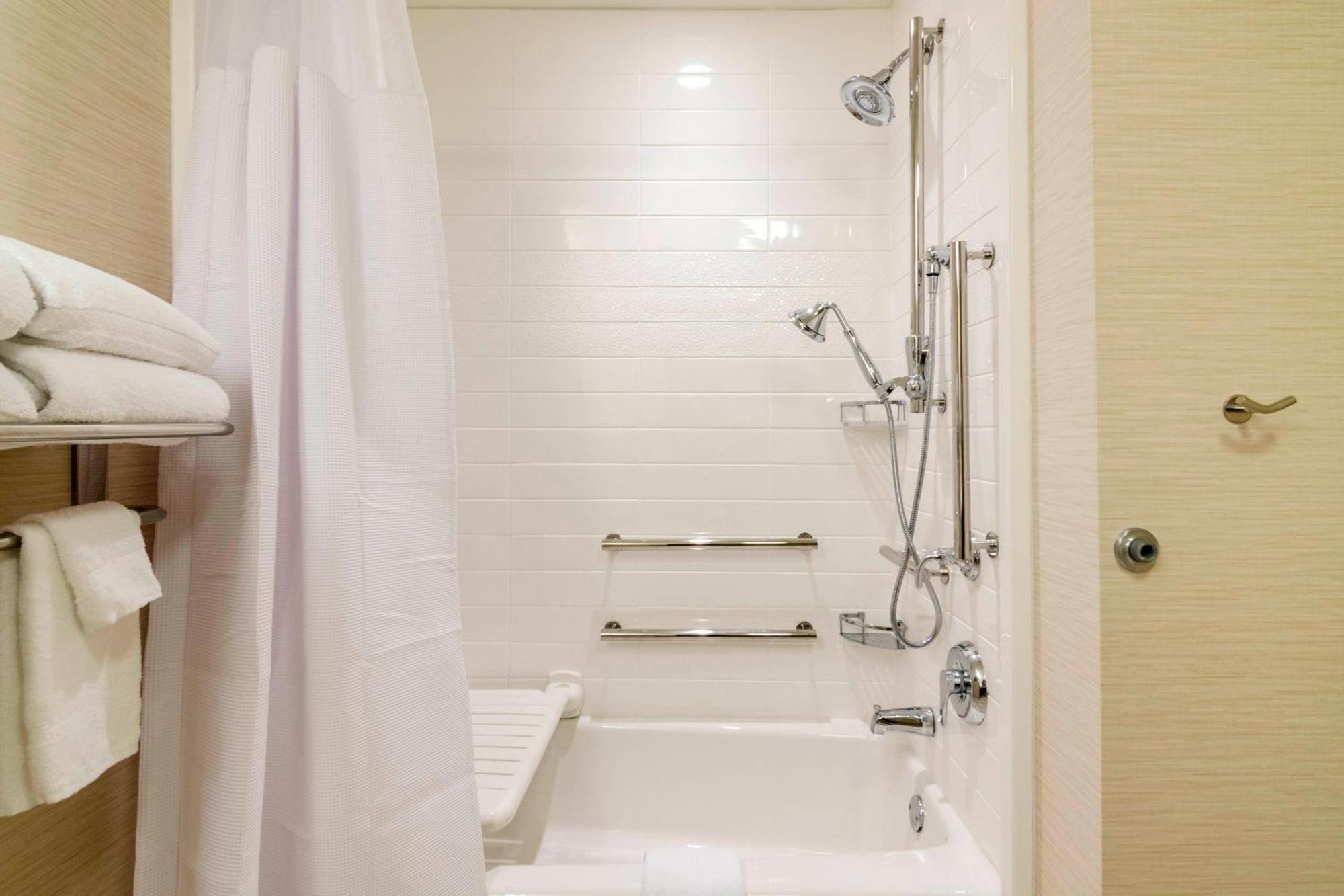 Fairfield Inn & Suites By Marriott Panama City Beach Hotel