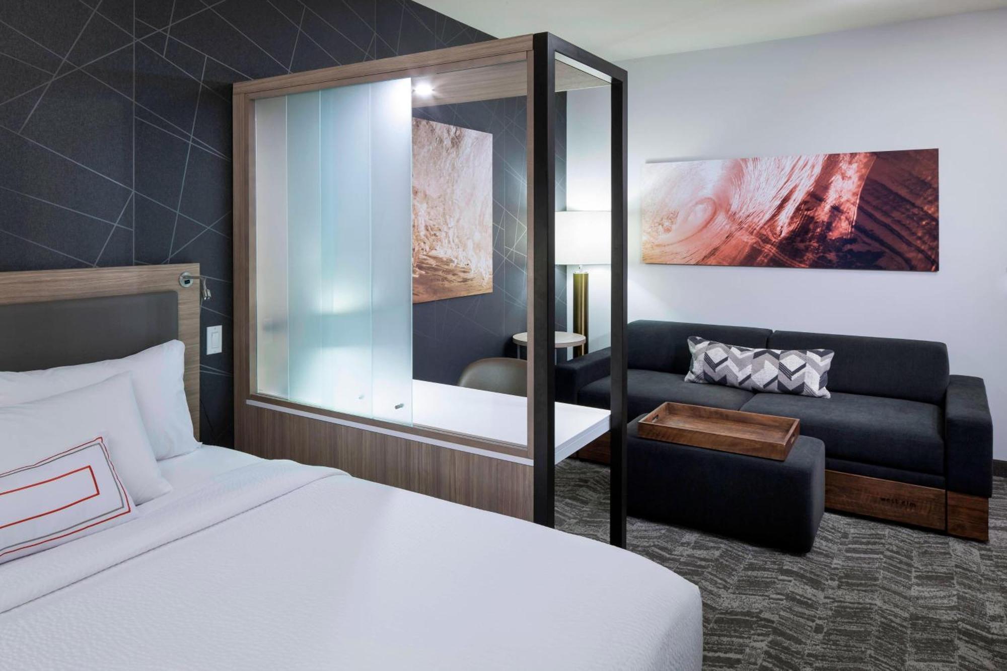 Springhill By Marriott Clearwater Hotel