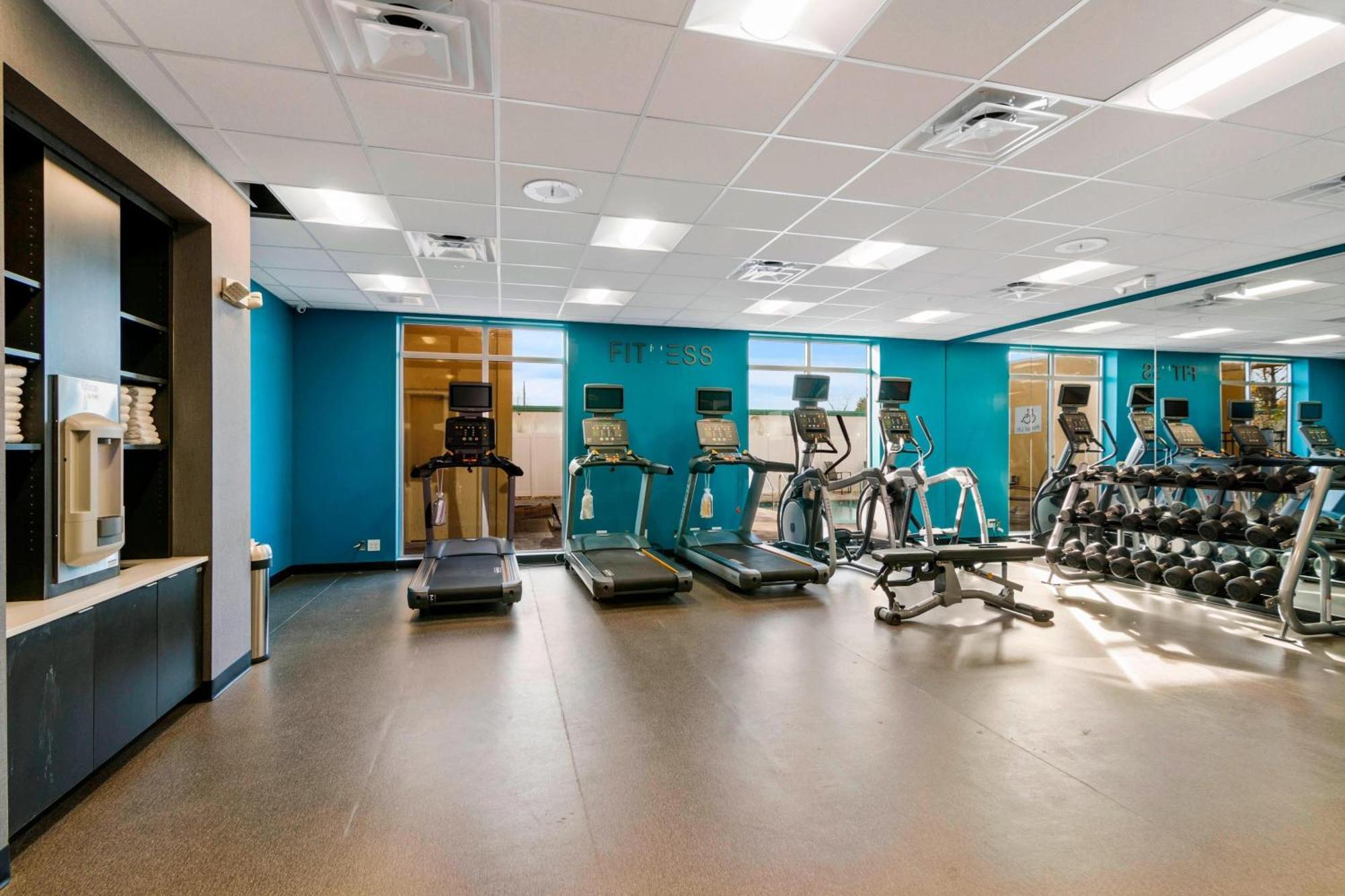 Fairfield & By Marriott St Petersburg North Hotel St. Petersburg