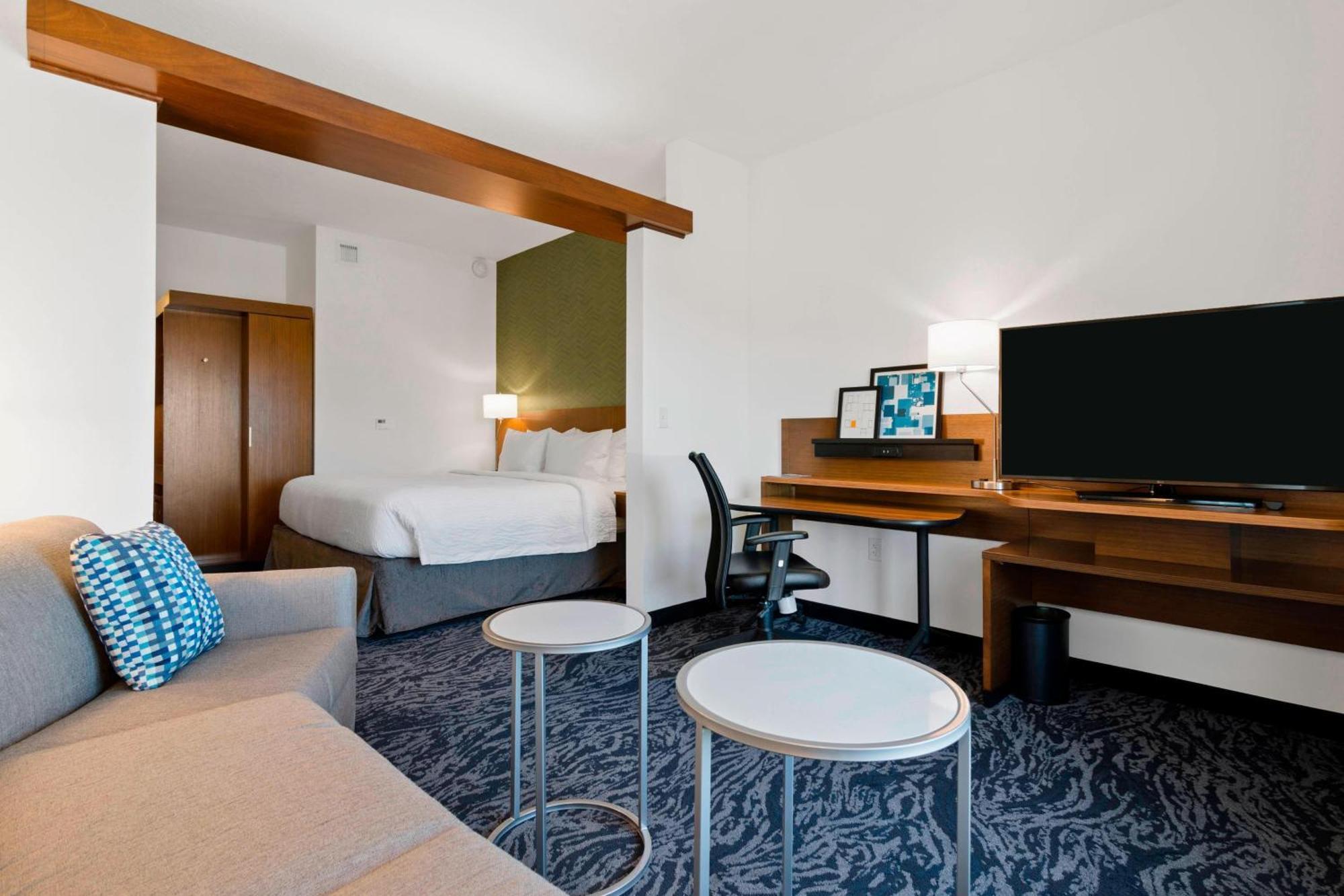 Fairfield & By Marriott St Petersburg North Hotel St. Petersburg