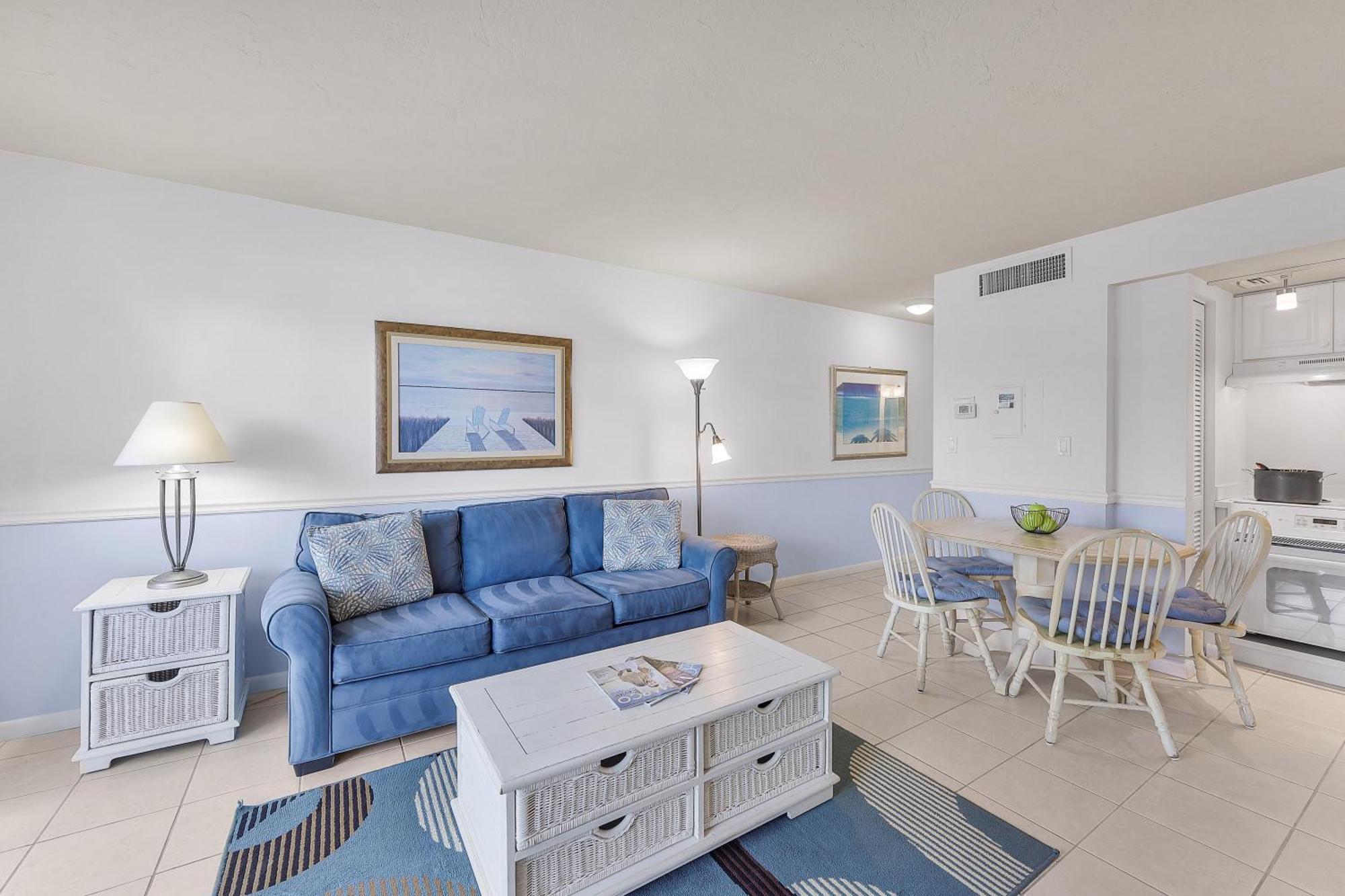 Holiday home Club 216 *