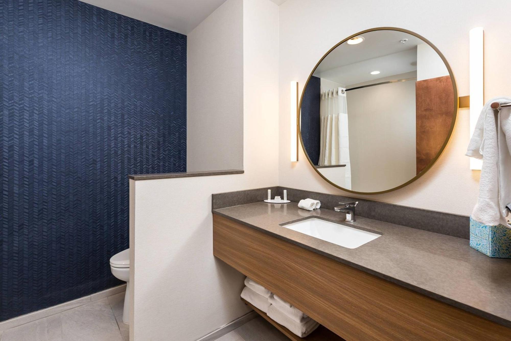 Fairfield & By Marriott 3*
