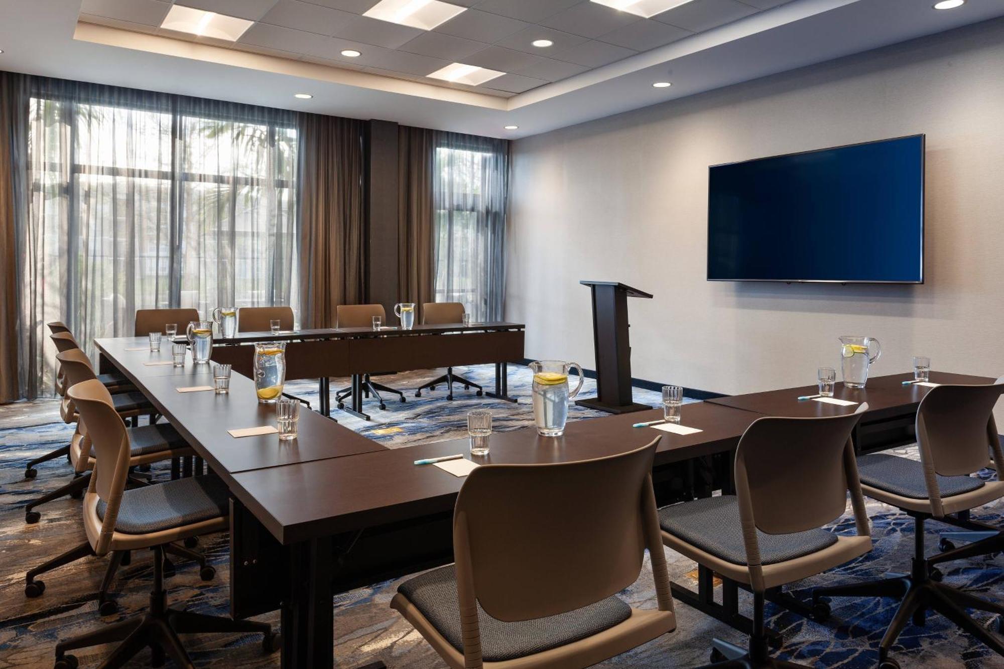 Fairfield & By Marriott Wellington-west Palm 3* Wellington