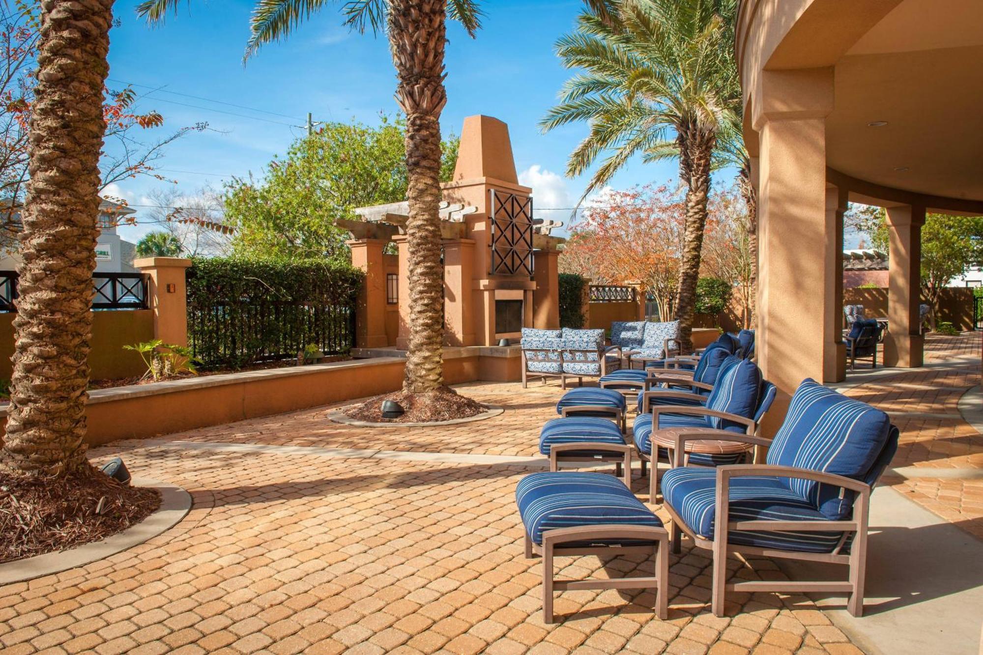 Hotel Courtyard By Marriott Downtown Pensacola