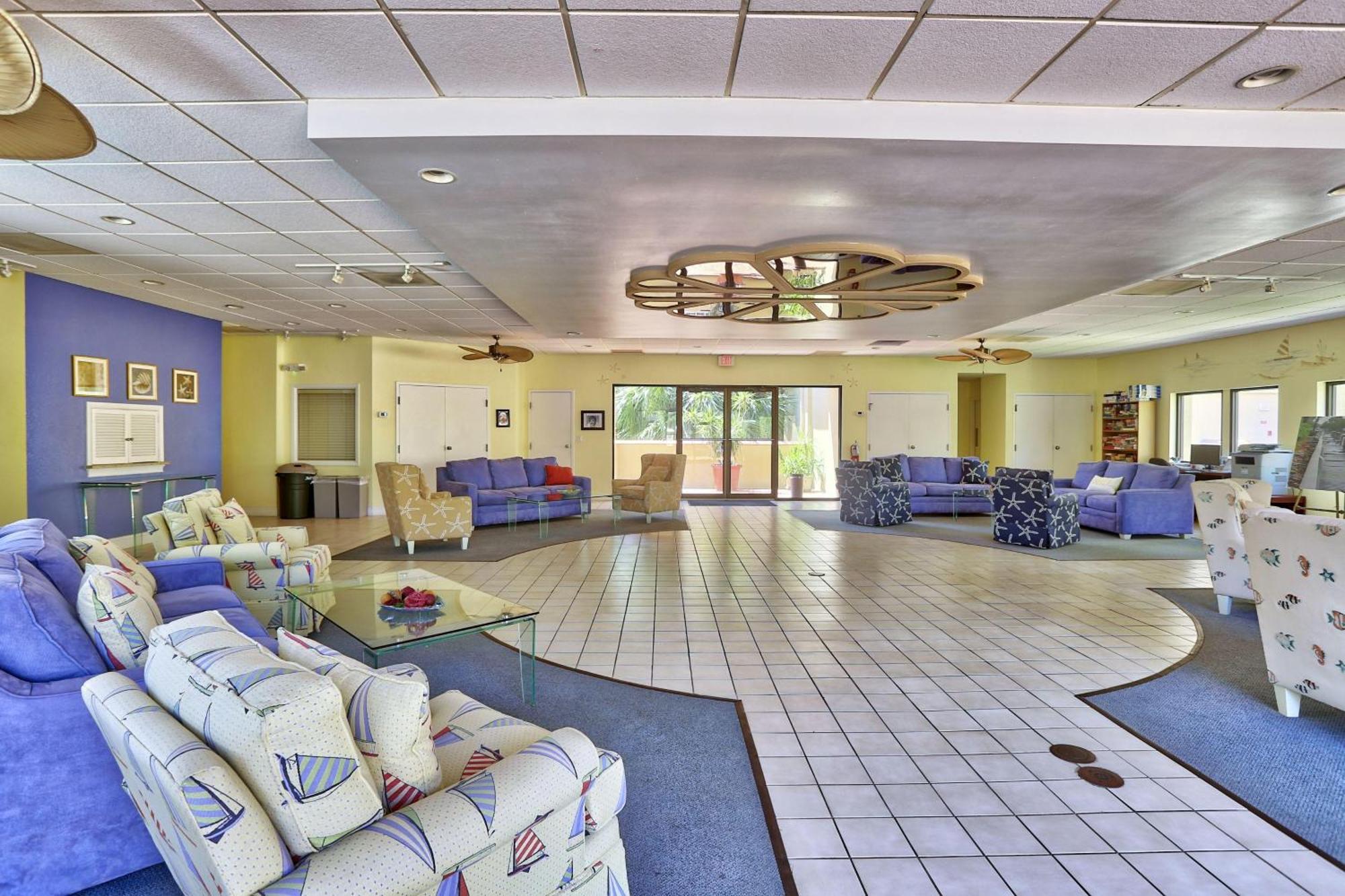 Land's End 1-208 Bay Front - Premier Holiday home St. Pete Beach