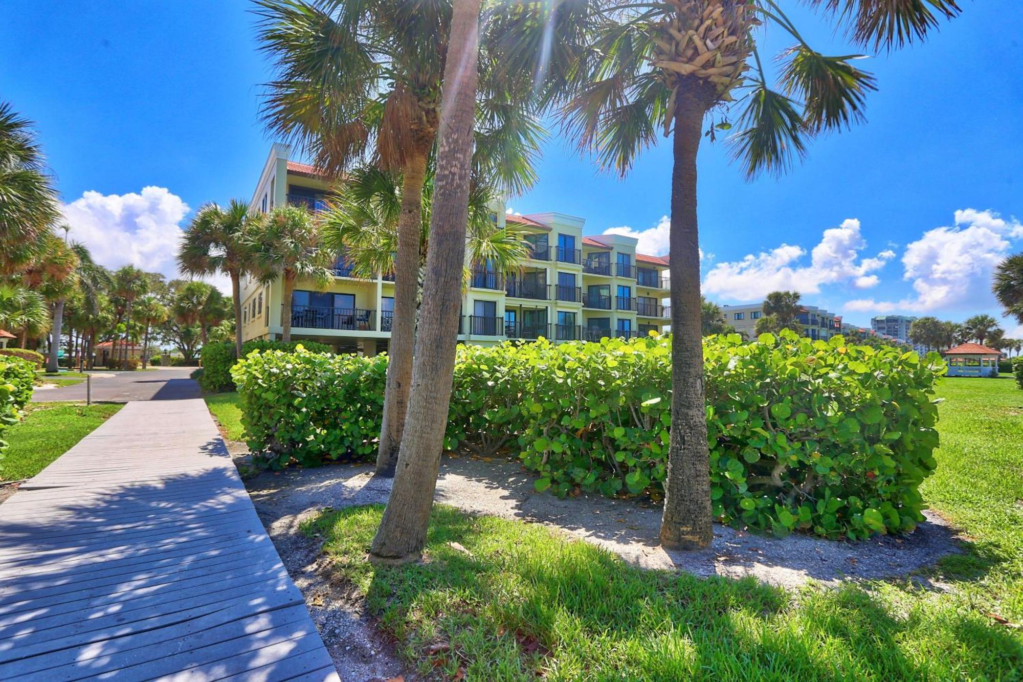 Holiday home Land's End 4-406 Bay Front *
