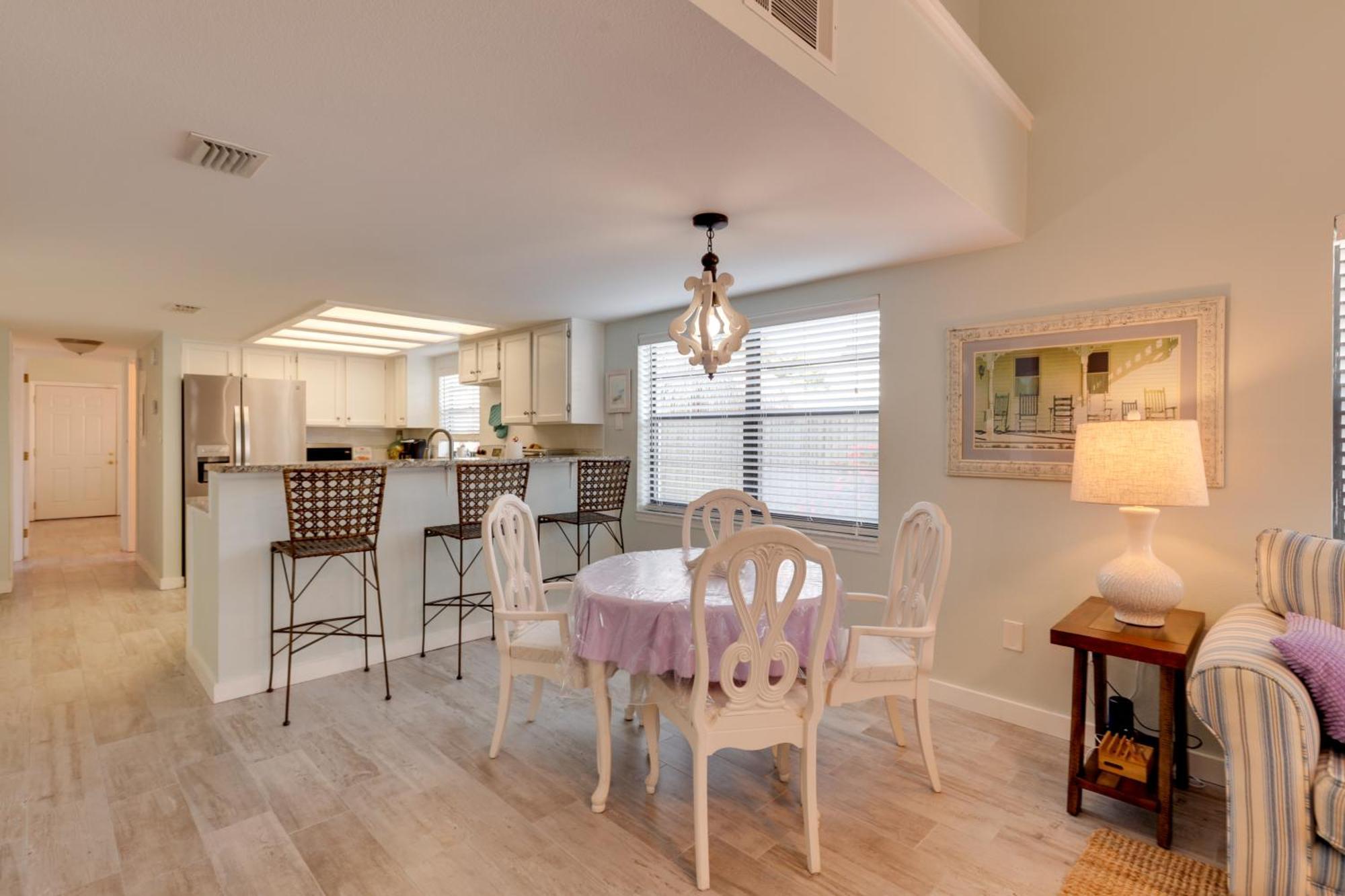 Holiday home Escape With Grill Walk To Beach! *