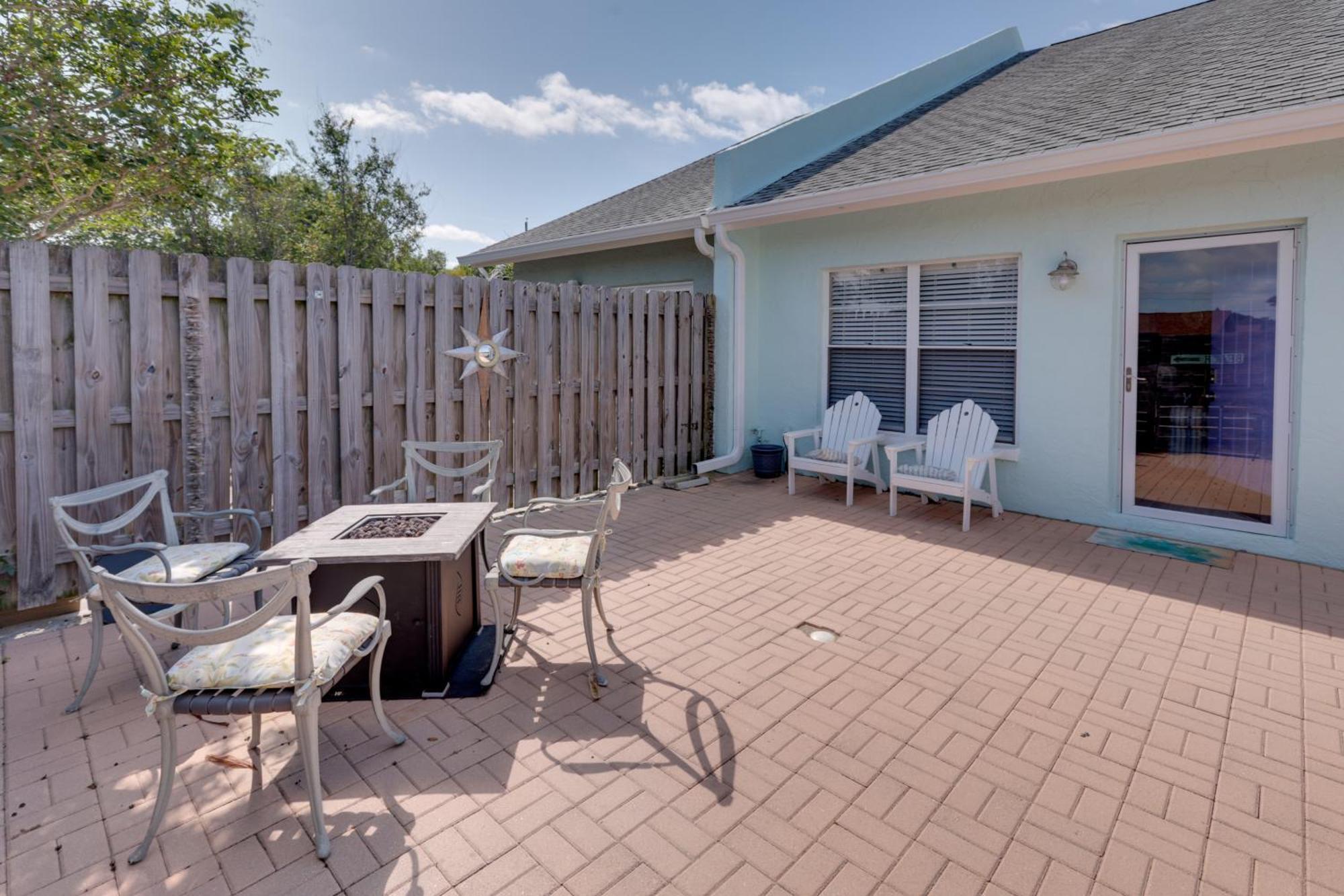 Holiday home Escape With Grill Walk To Beach! Cape Canaveral