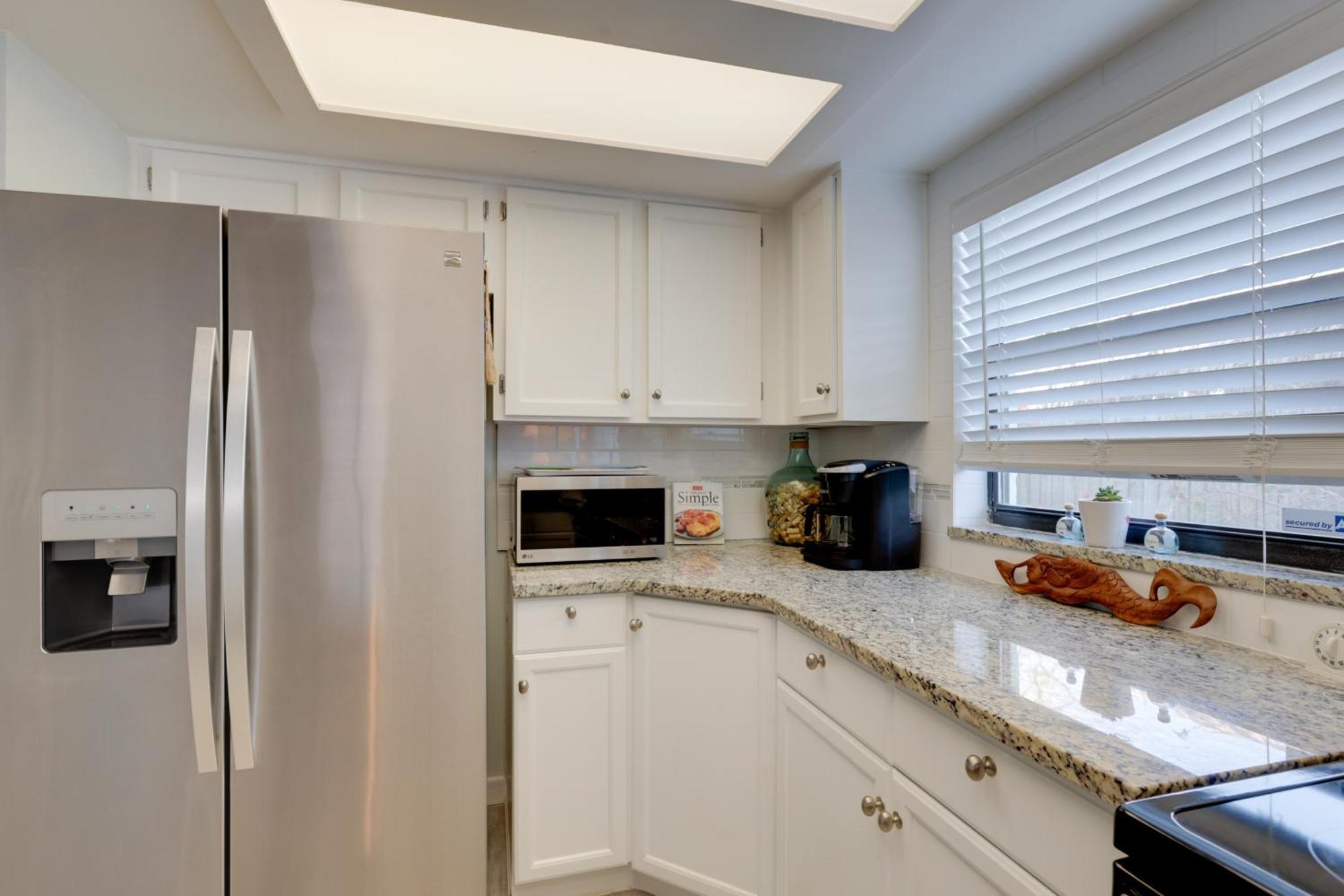Escape With Grill Walk To Beach! Cape Canaveral