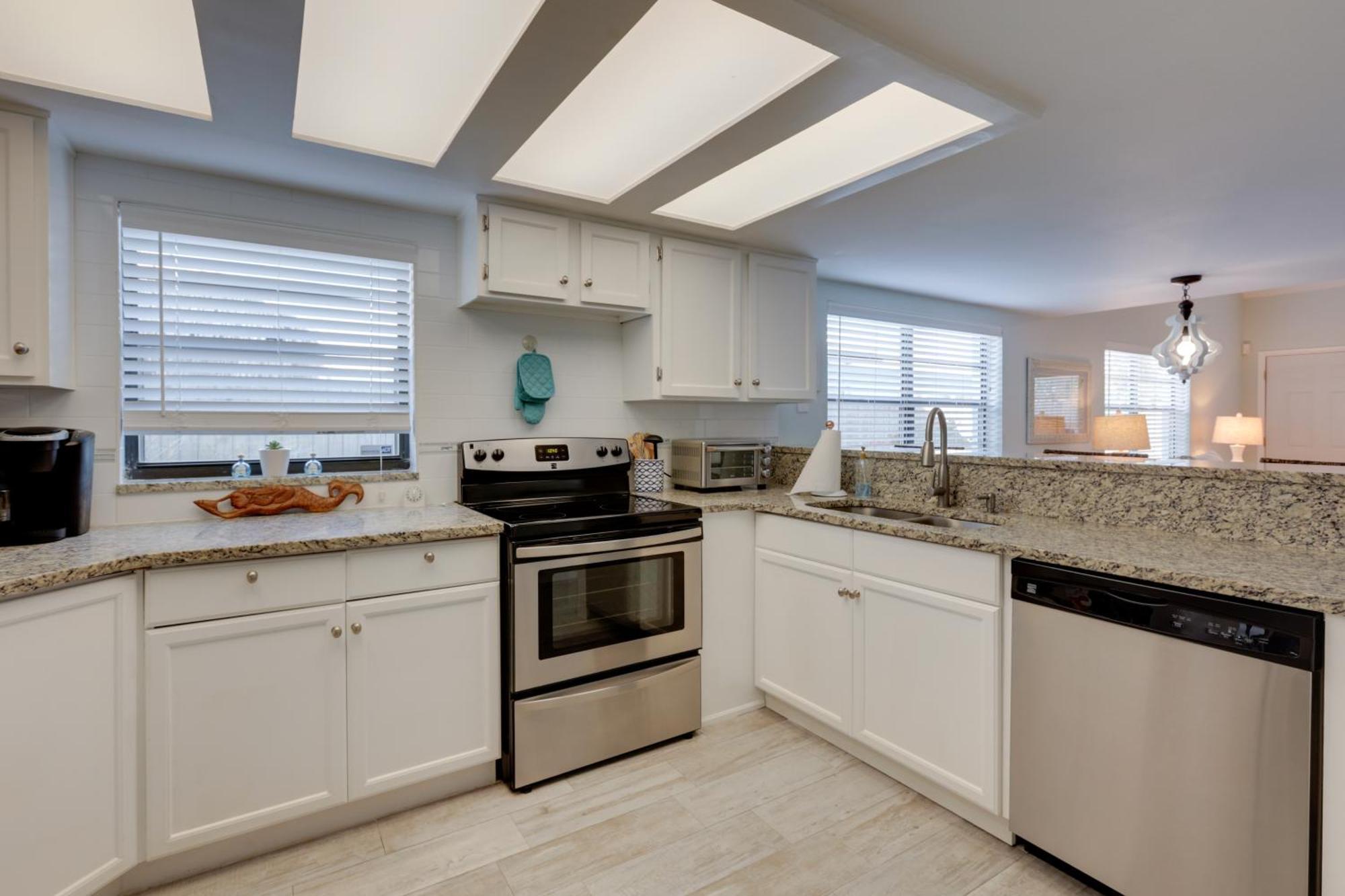 Escape With Grill Walk To Beach! * Cape Canaveral