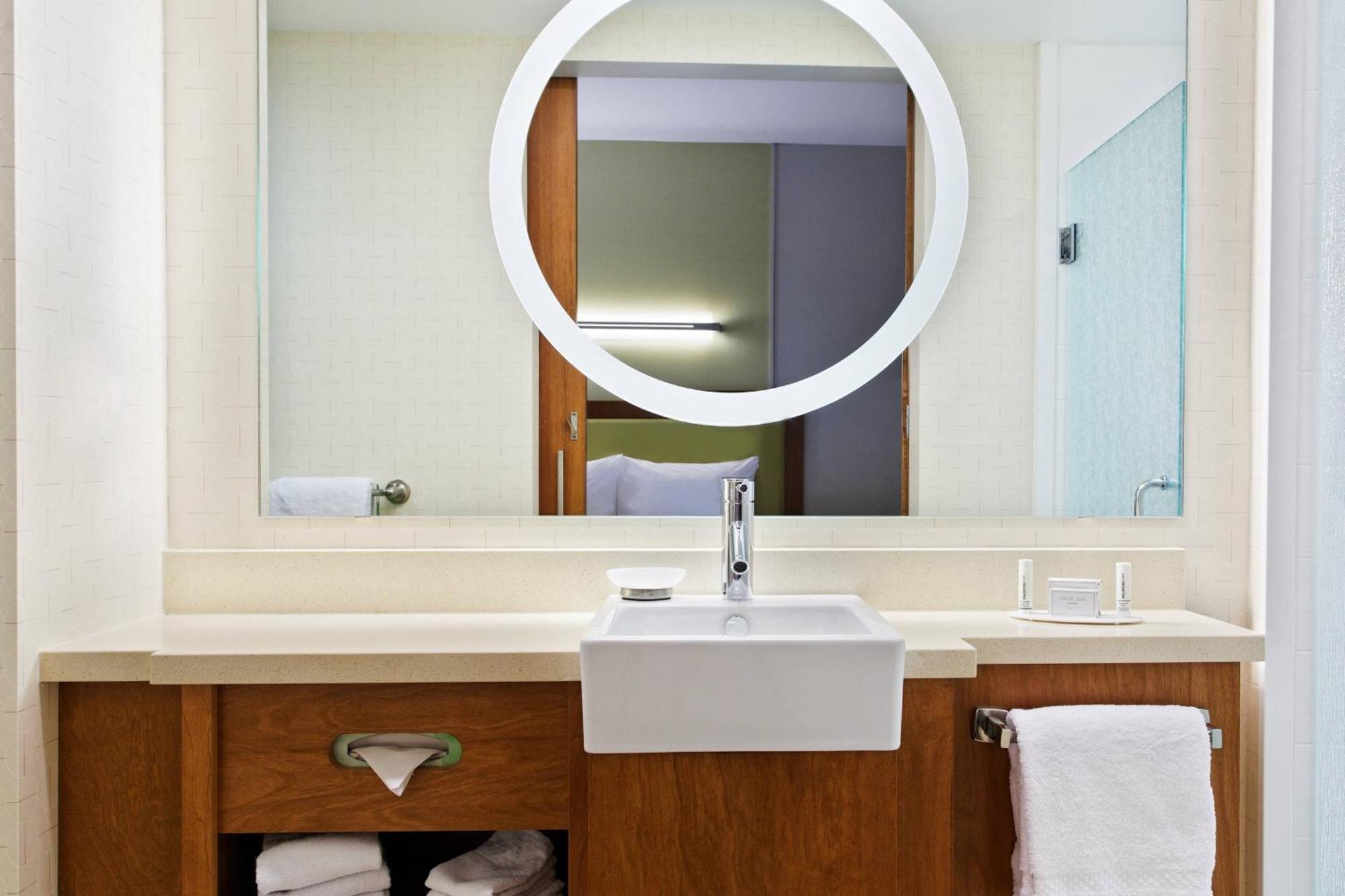 Springhill By Marriott 3*