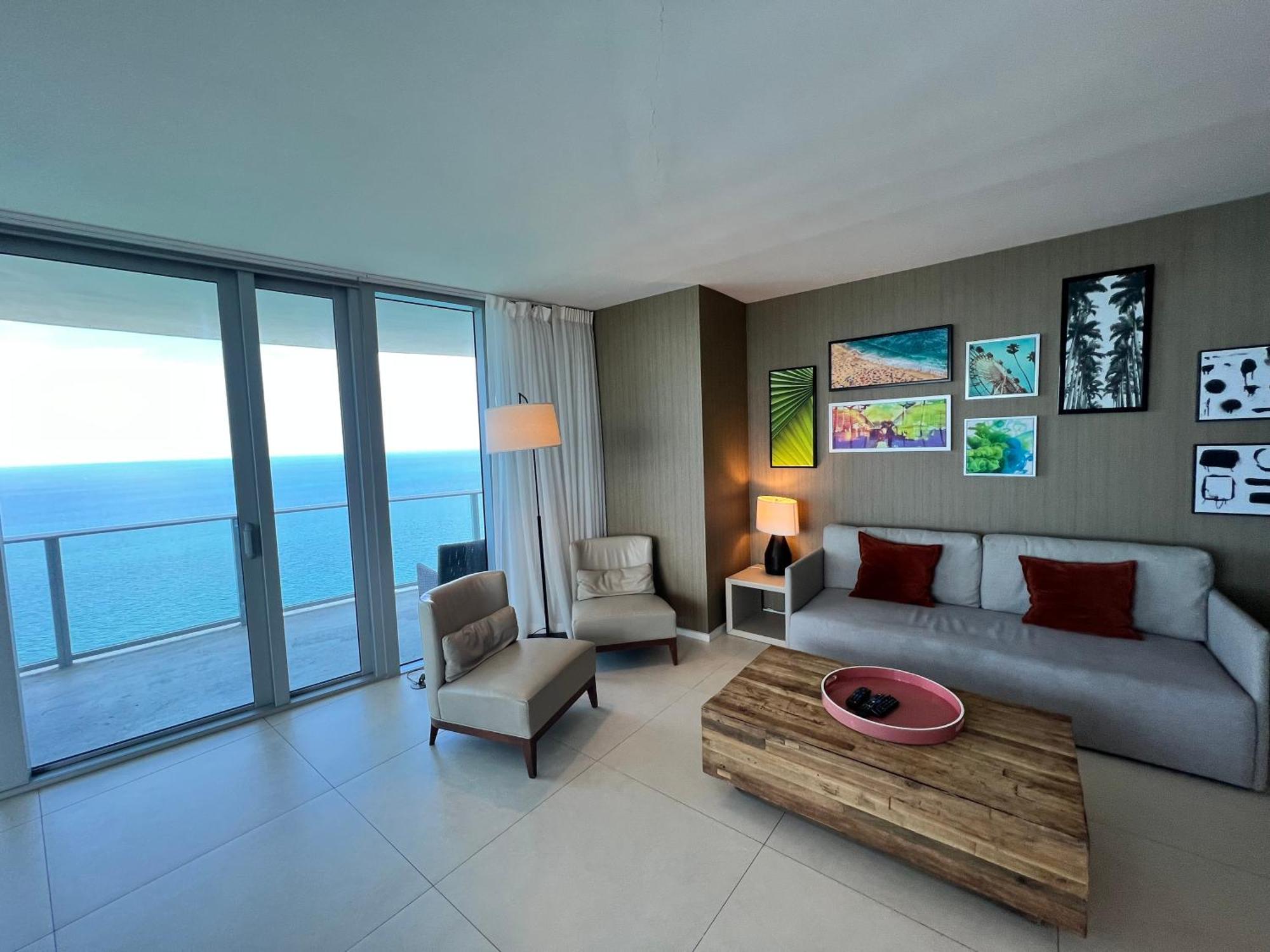 Luxury Aparthotel 4*