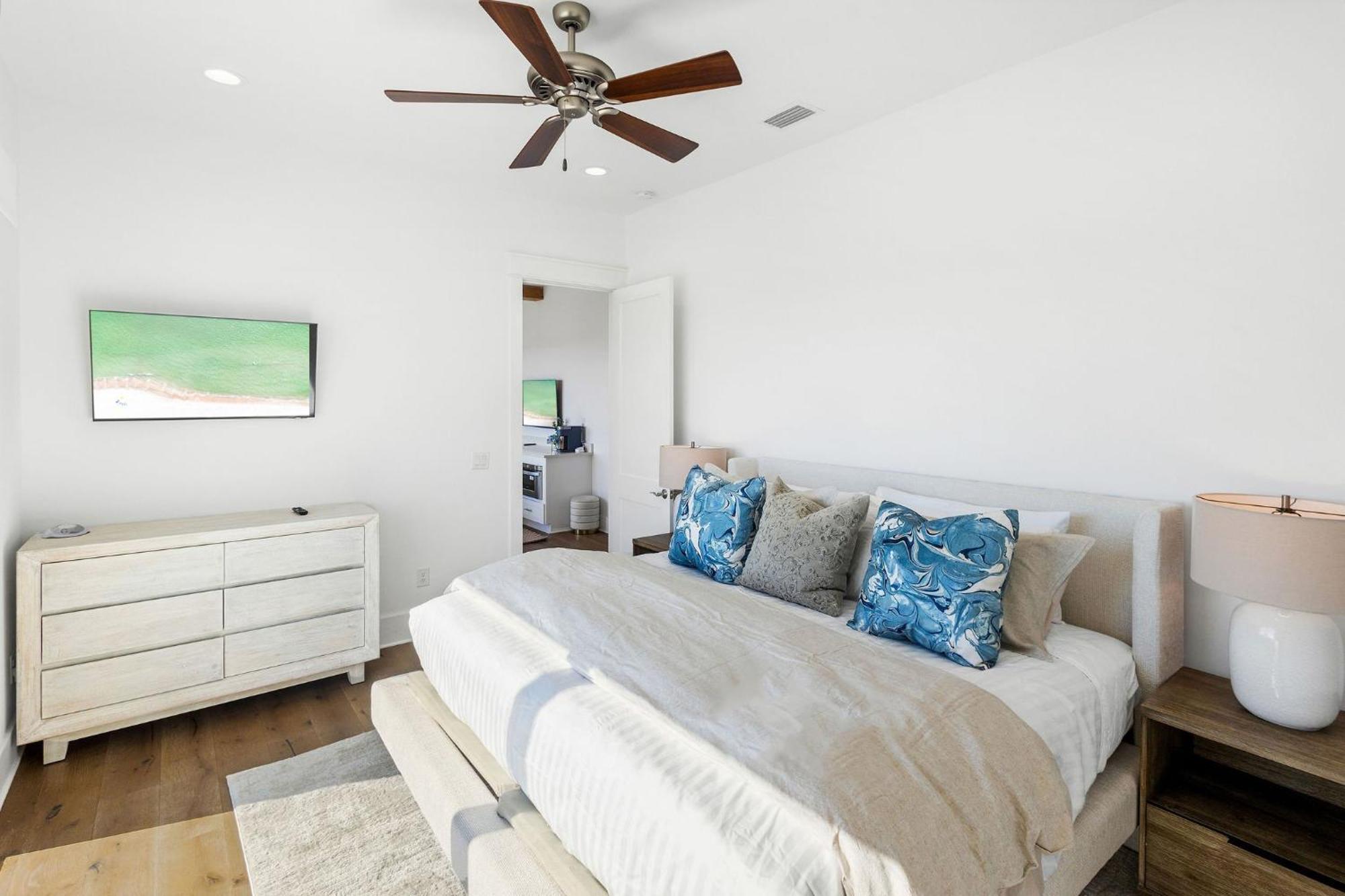 Poppy House By On 30a- Pool, Bikes, Golf Cart