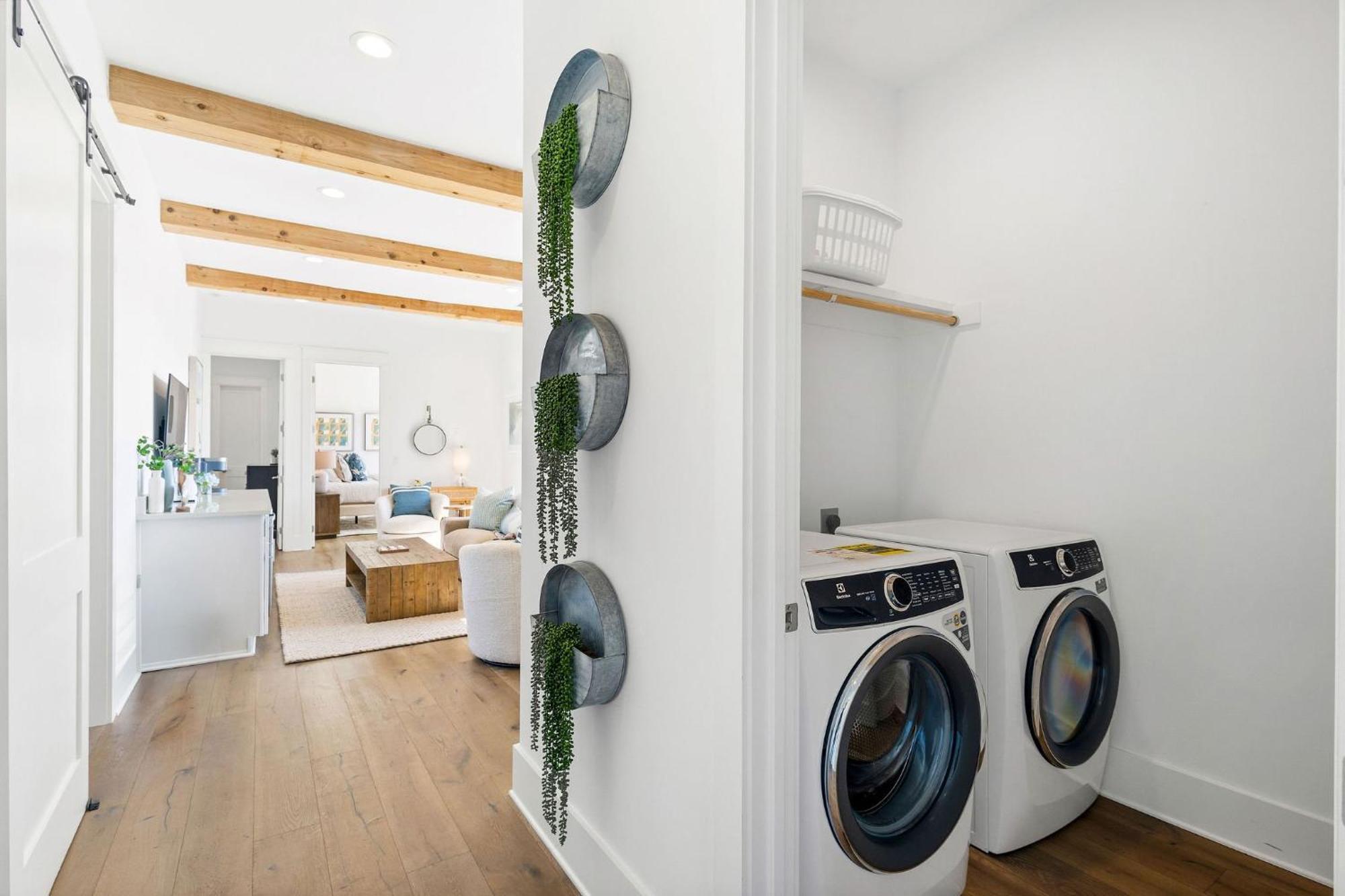 Poppy House By On 30a- Pool, Bikes, Golf Cart Holiday home *