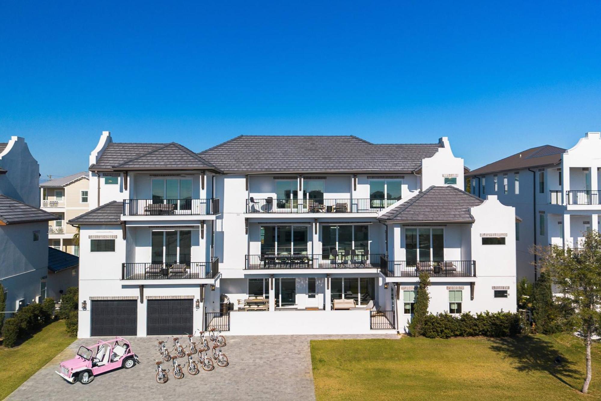 Poppy House By On 30a- Pool, Bikes, Golf Cart Holiday home