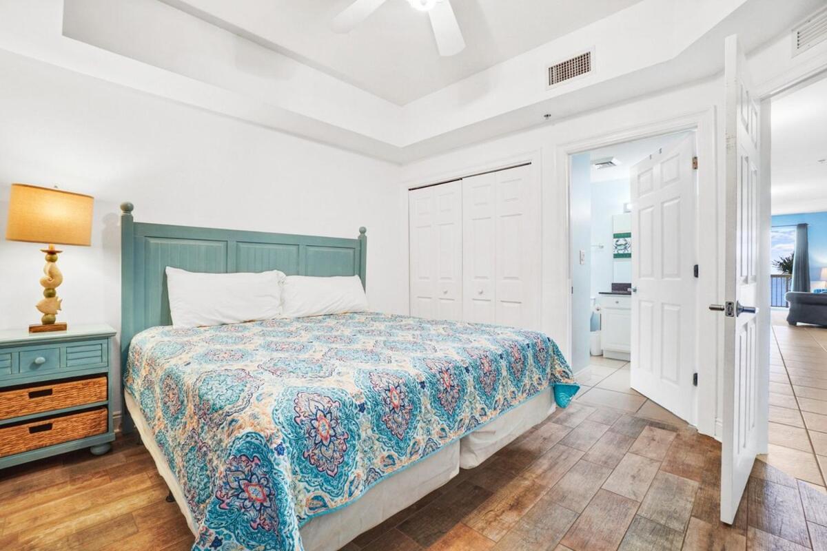 Calypso 203w Free Vip Parking Free Service Gulf Front Apartment