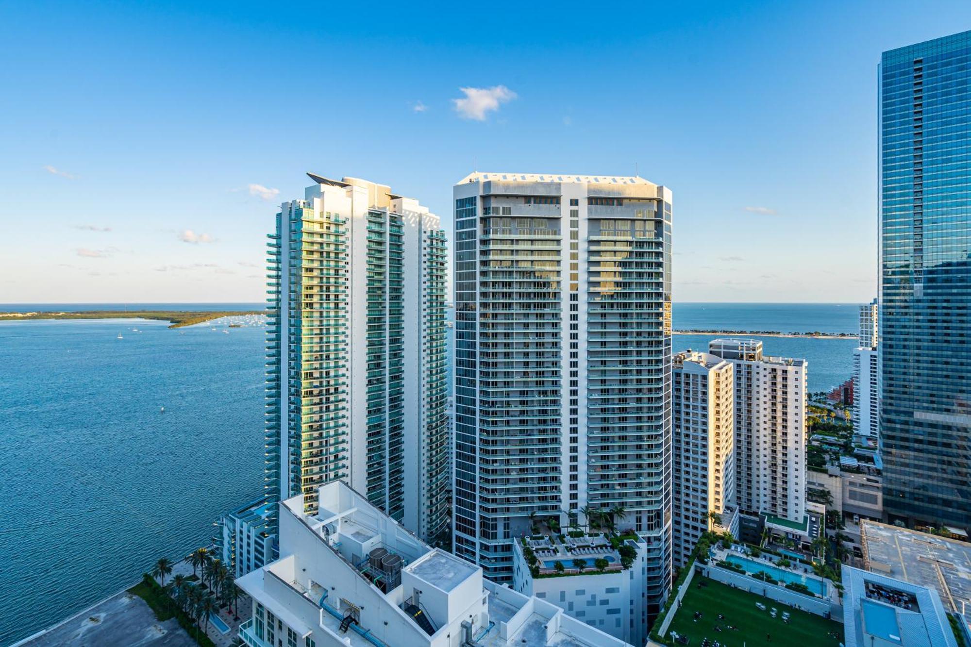 Apartment Beautiful 1 Bedroom Overlooking The Ocean And Downtown Brickell Miami