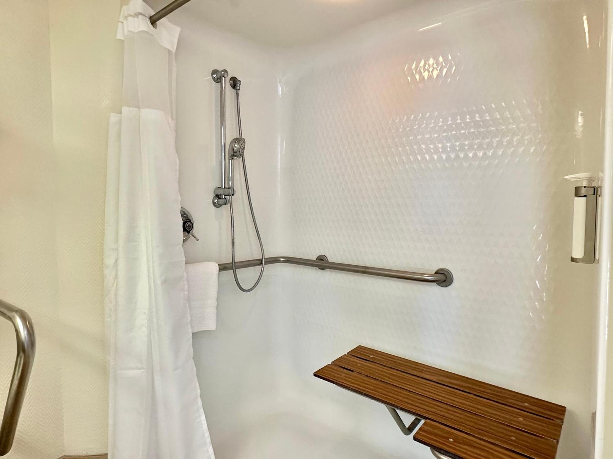 Skybeach Hotel 4*