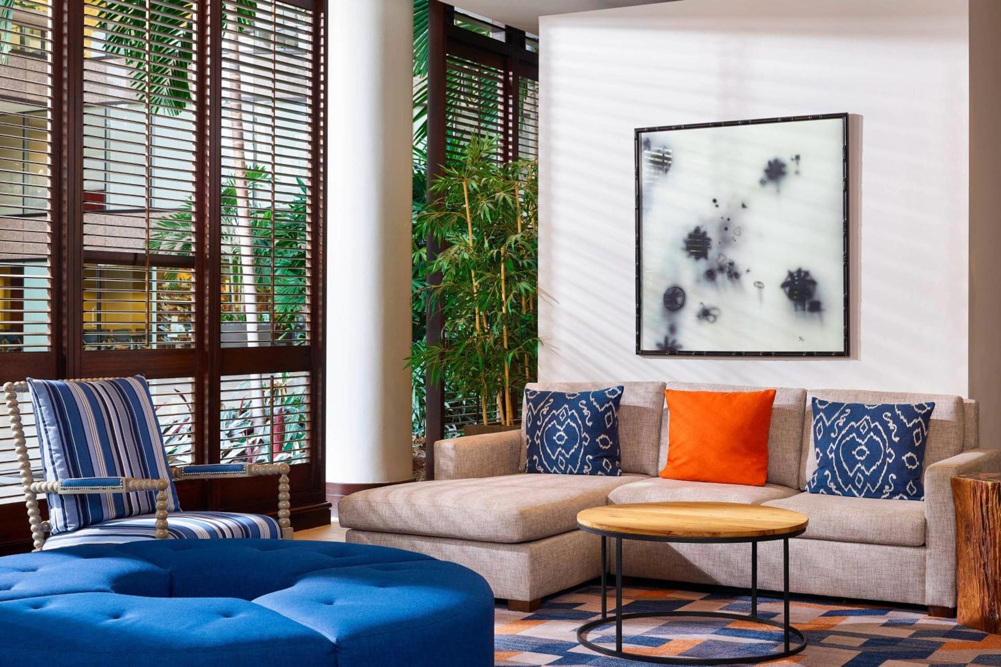 The Westshore Grand, A Tribute Portfolio Hotel, Hotel