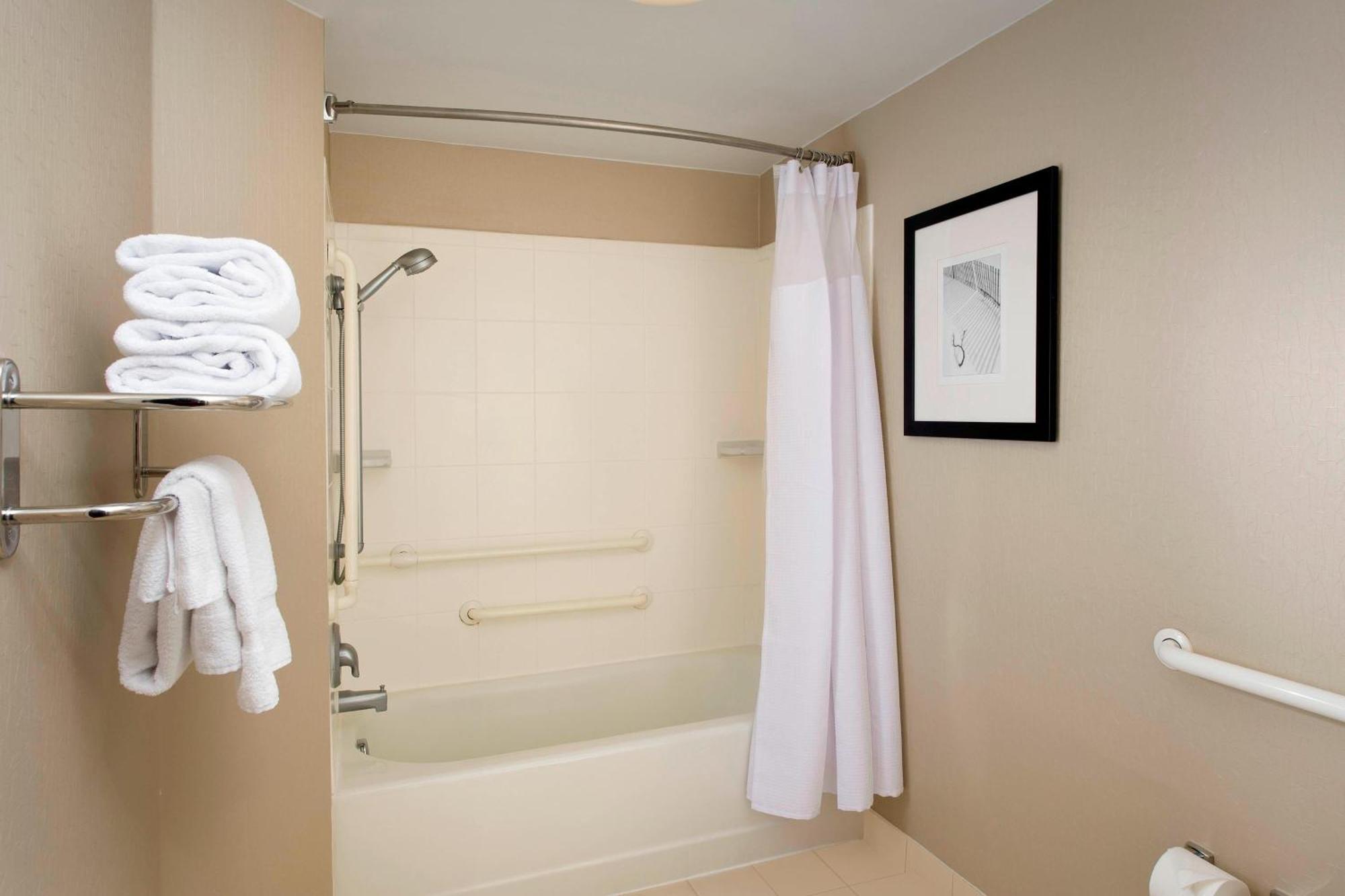 Springhill By Marriott North I-95 Area Hotel
