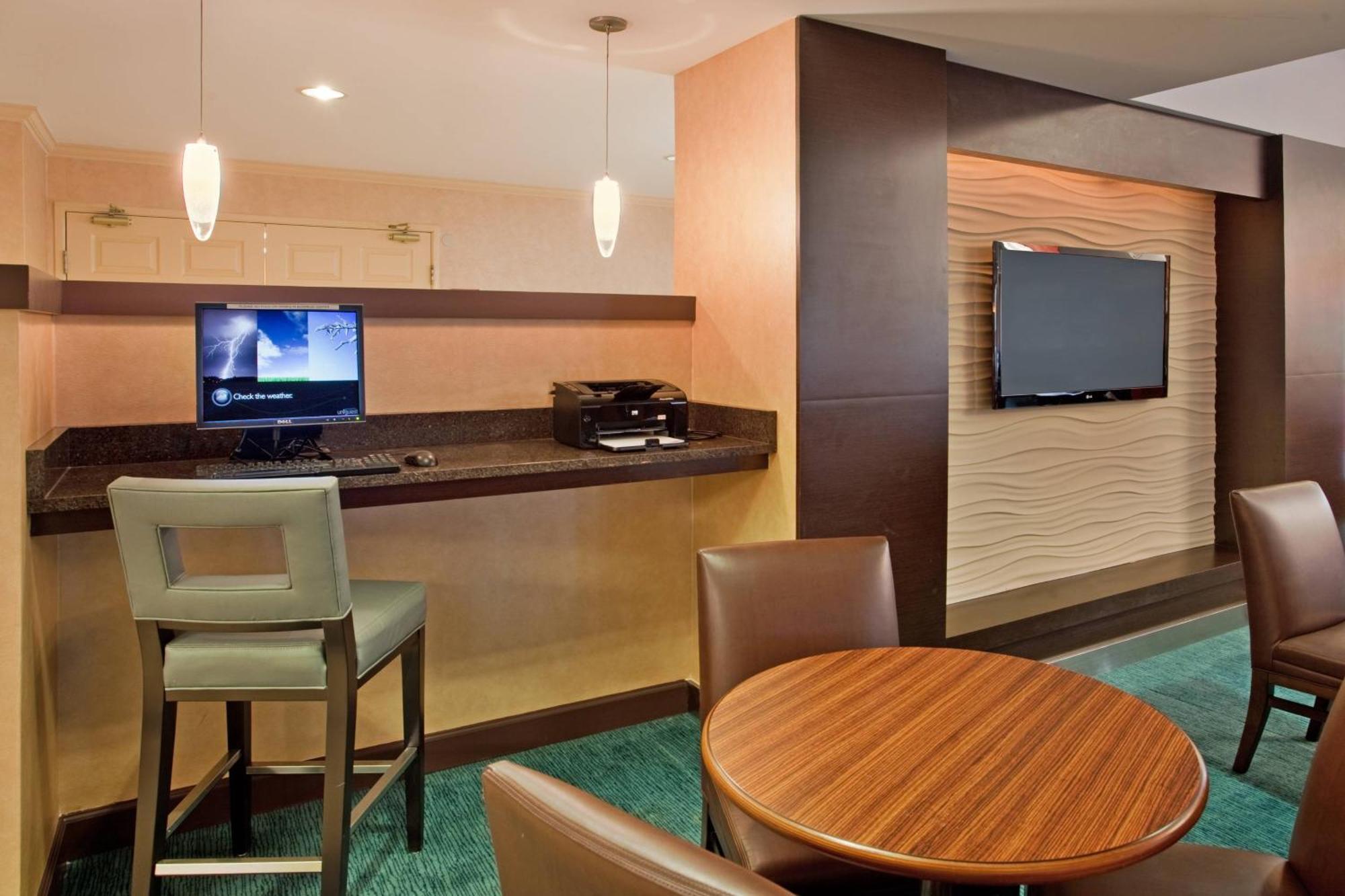 By Marriott Lauderdale Of Hotel