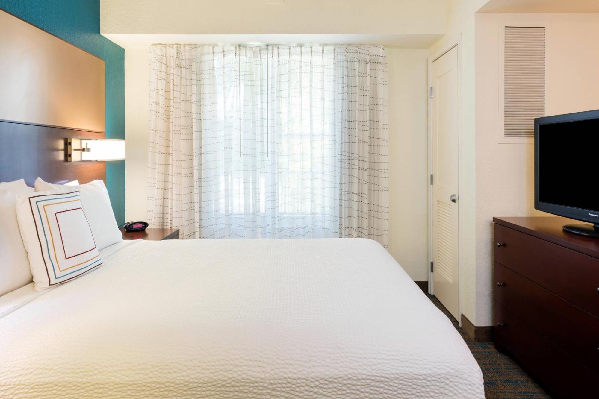 By Marriott Lauderdale Of Hotel Plantation