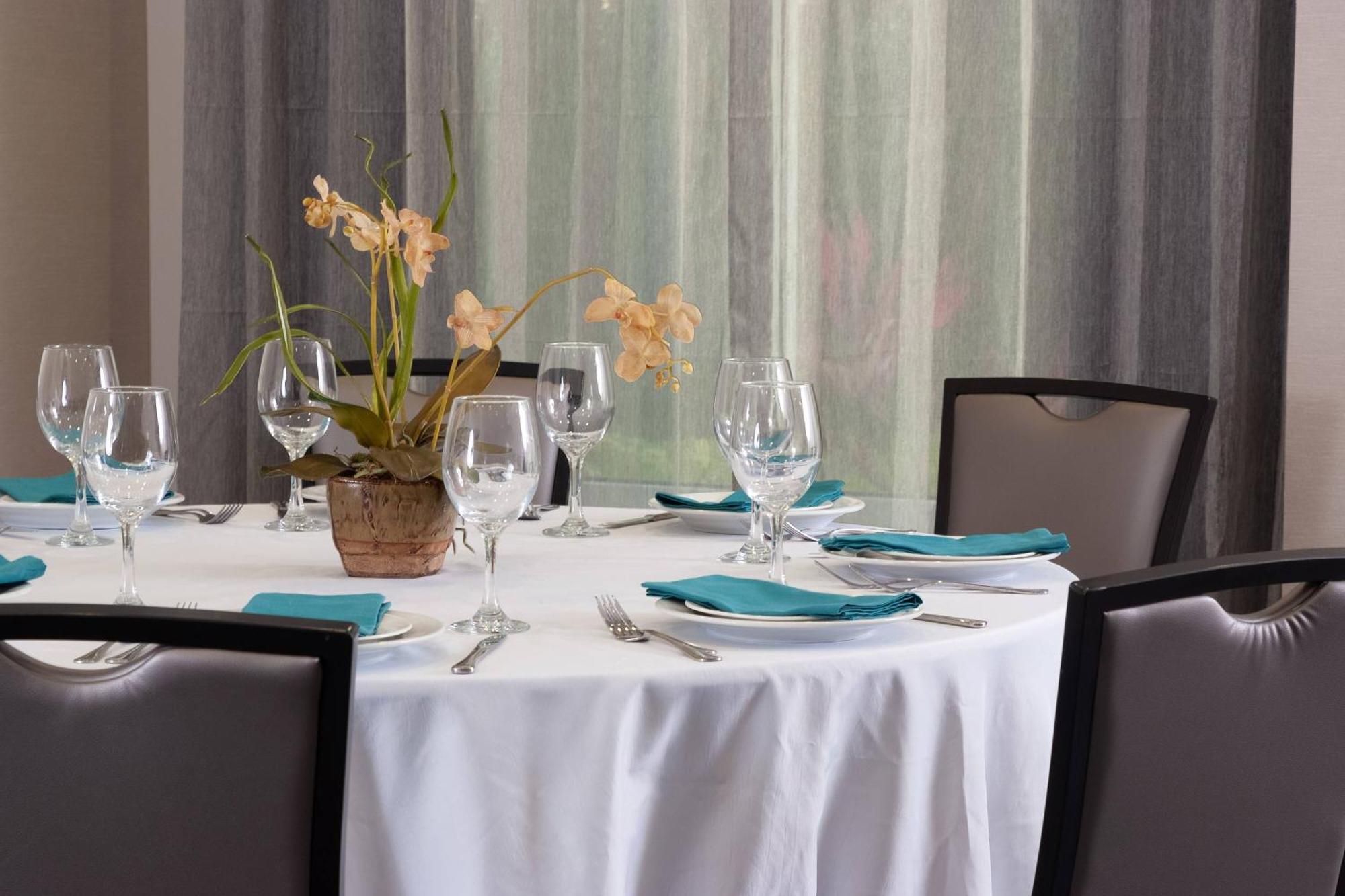 Myers Sanibel Hotel 3*
