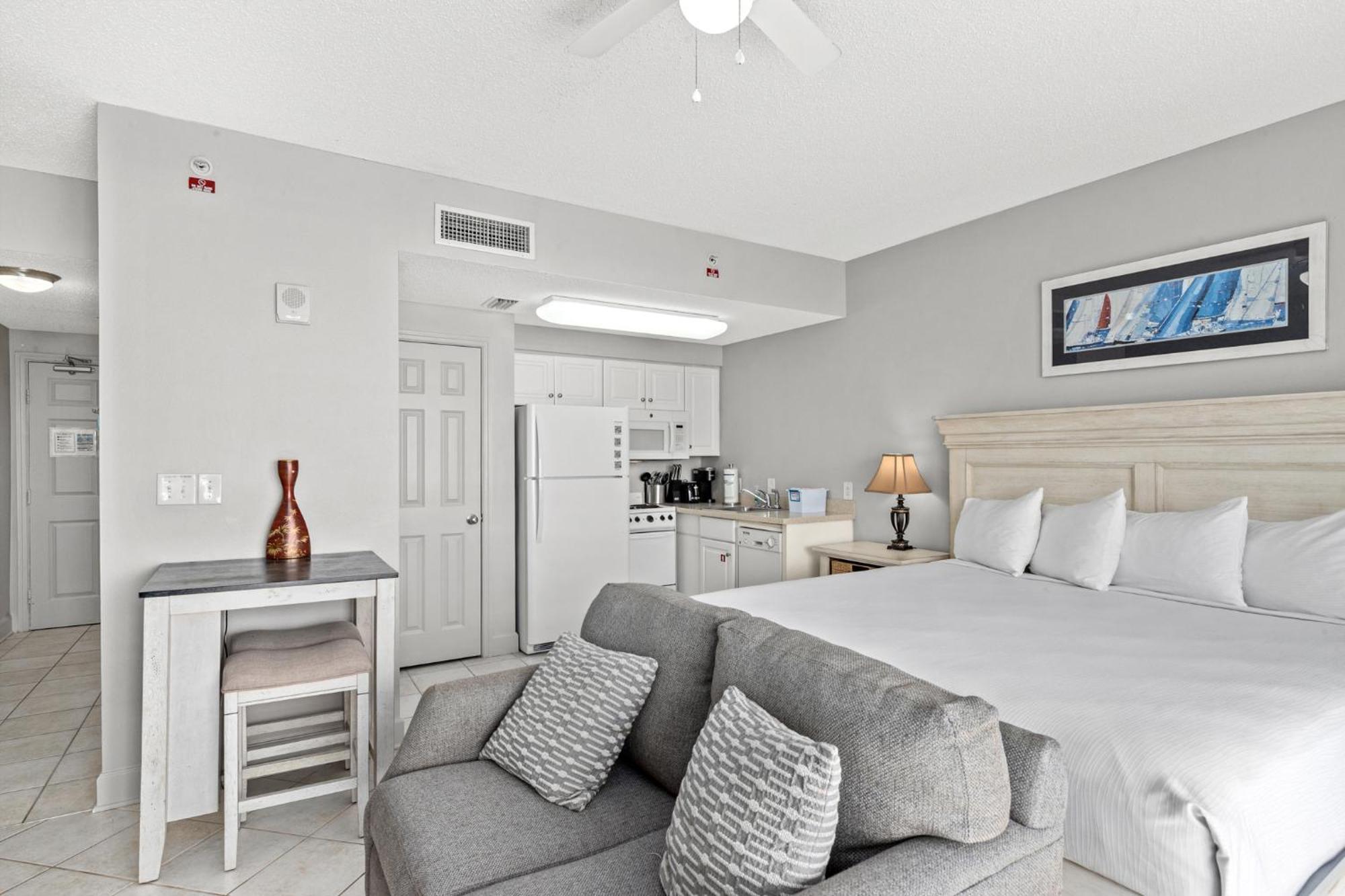 Official Majestic - Over 60 Units - Ocean Front, Panama Beach, Fl 4*