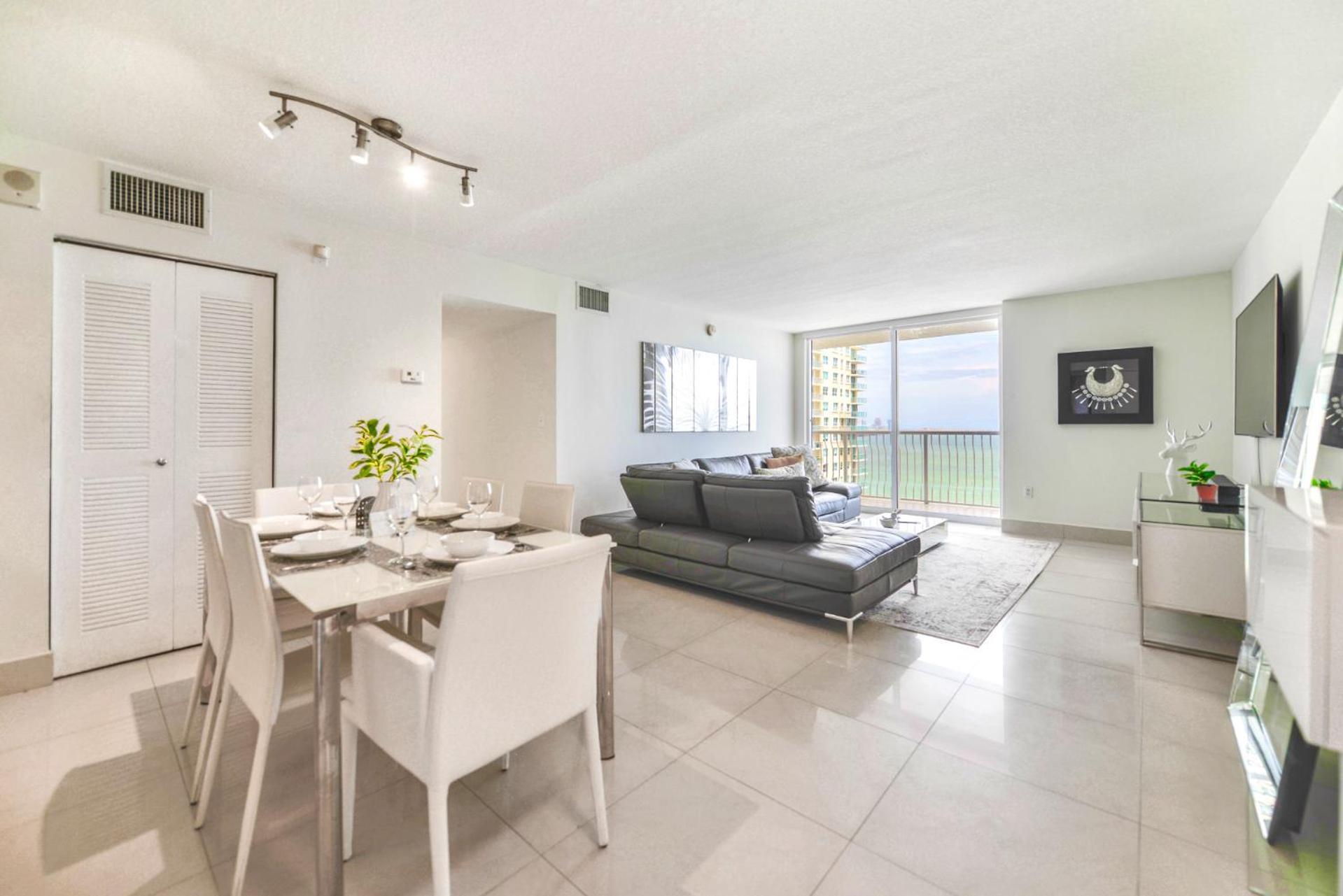 That Will Make Feel The Ocean Breeze Close Apartment