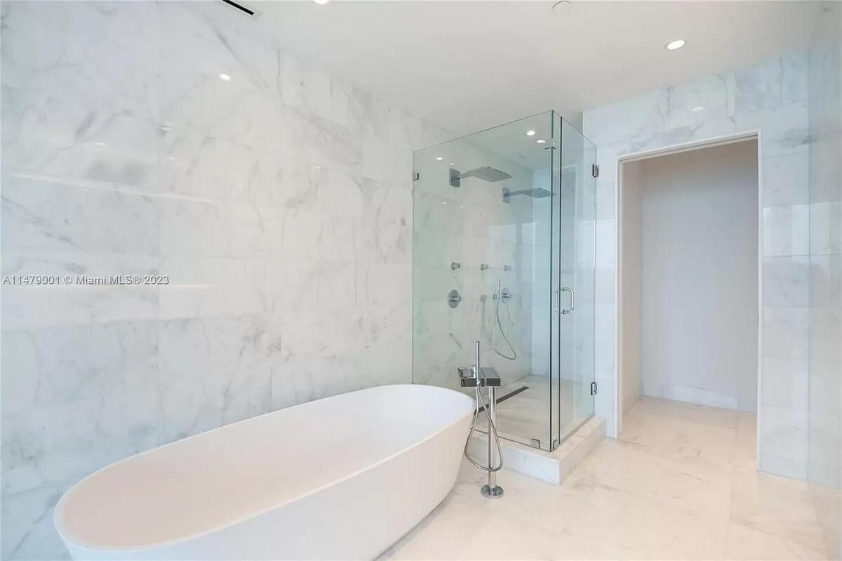 Ocean View With Access L'atelier Apartment Miami Beach