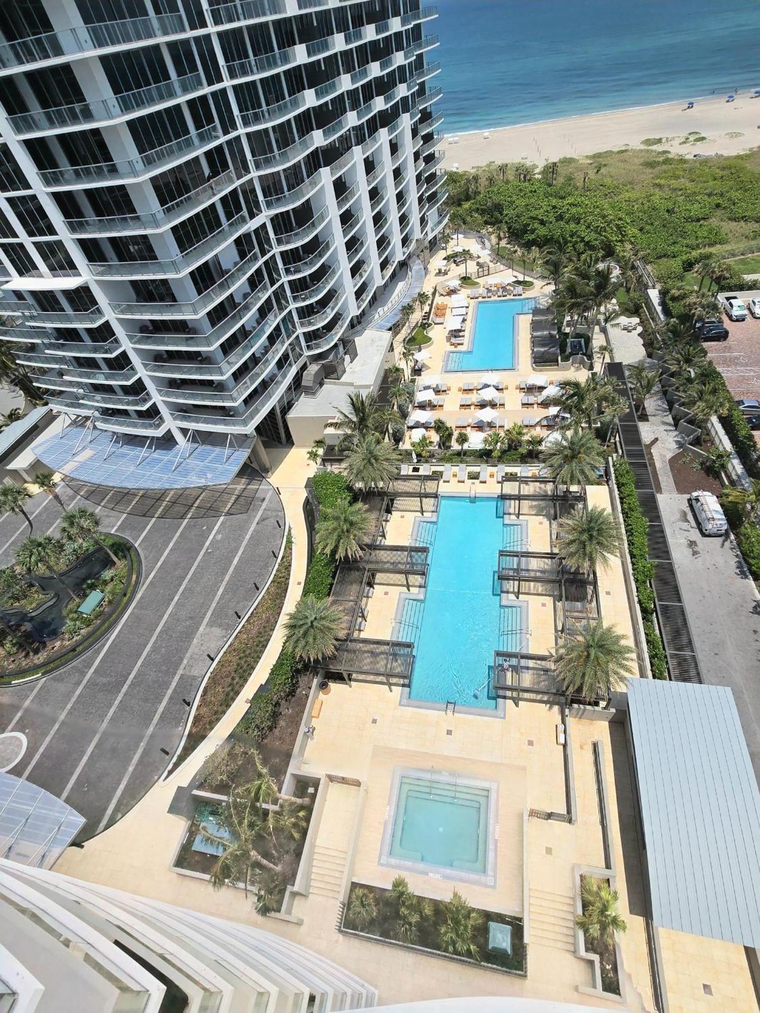 Ocean Views, Your Oasis Awaits Apartment Riviera Beach
