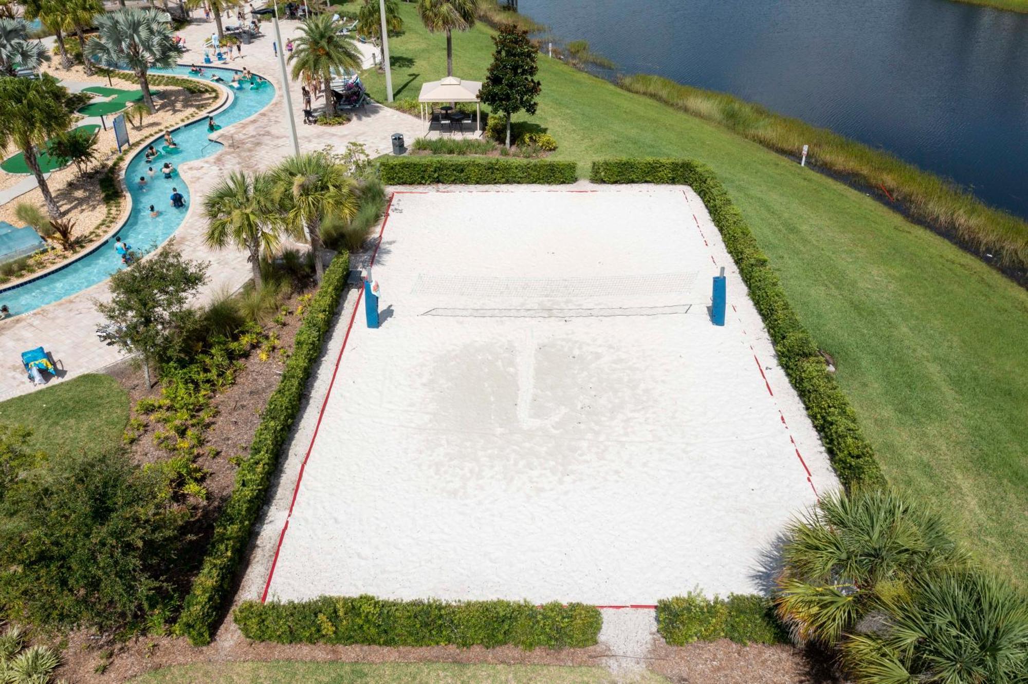 Stunning Townhome With Private Pool - Storey - 5021 Ww Holiday home *
