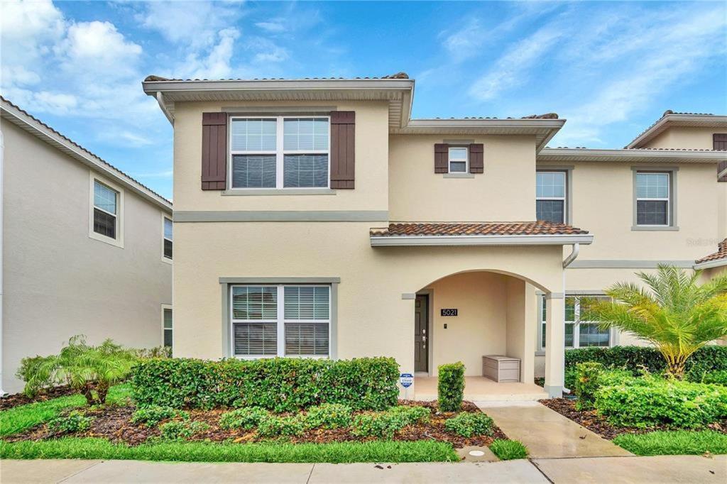 Holiday home Stunning Townhome With Private Pool - Storey - 5021 Ww