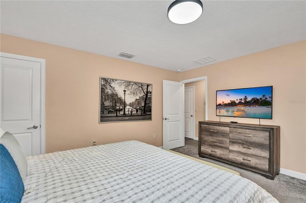 Holiday home Stunning Townhome With Private Pool - Storey - 5021 Ww