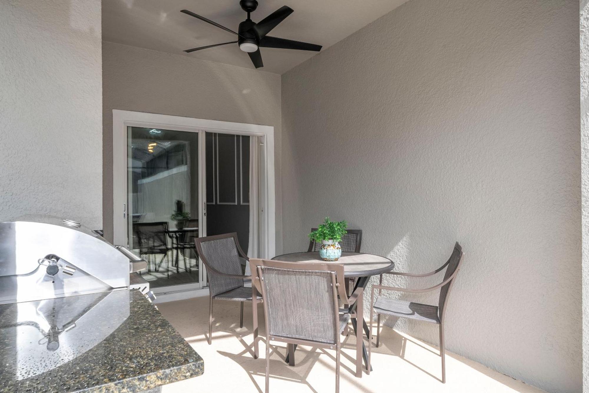 4812 Bedroom - Enchanted Lakeside Escape Luxurious Family Retreat * Kissimmee