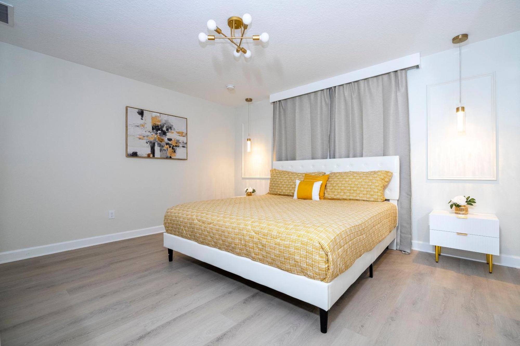4812 Bedroom - Enchanted Lakeside Escape Luxurious Family Retreat * Kissimmee