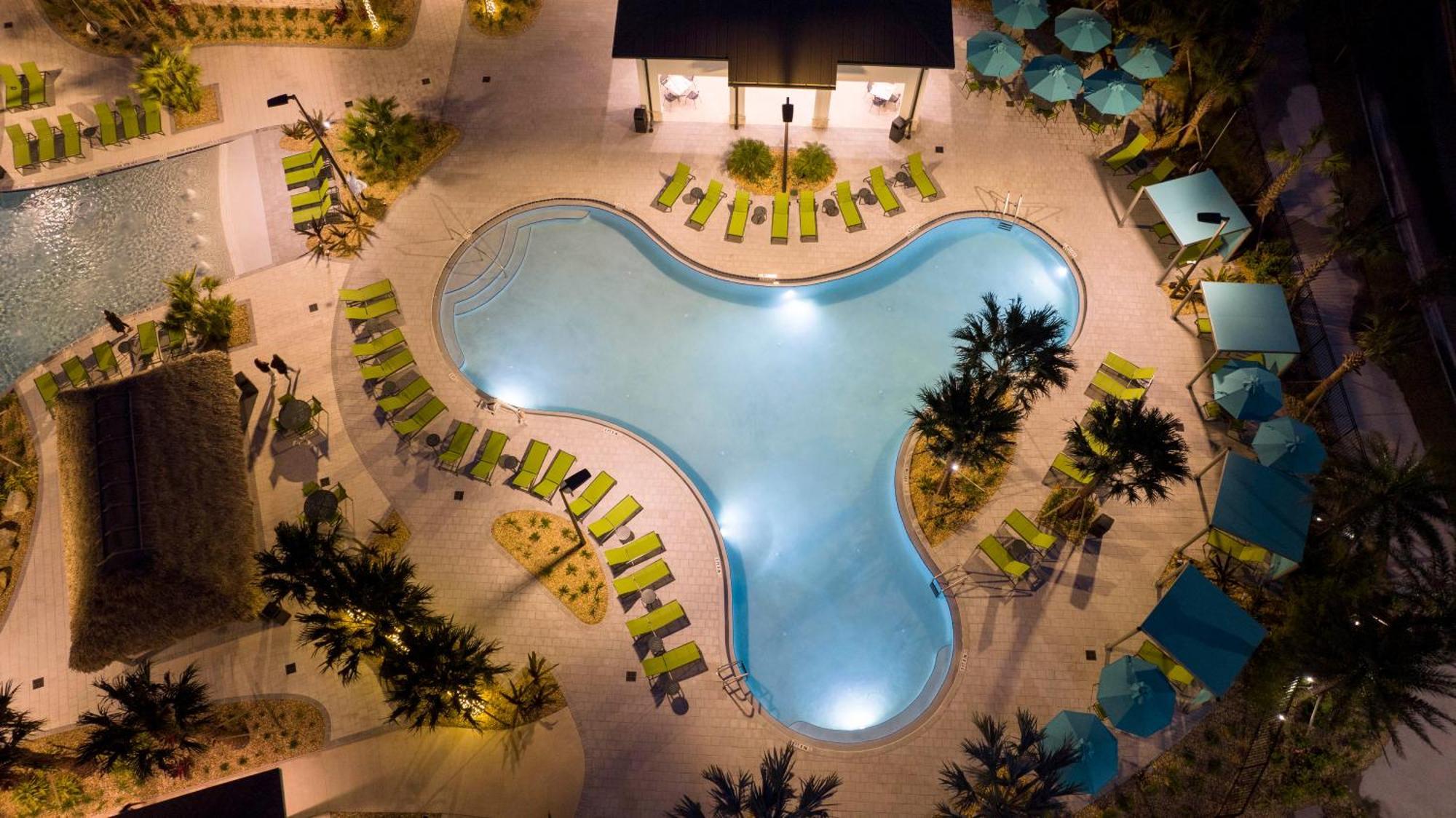 Holiday home Enchantment 4br Luxury With A Pool! - 4379 Sl *
