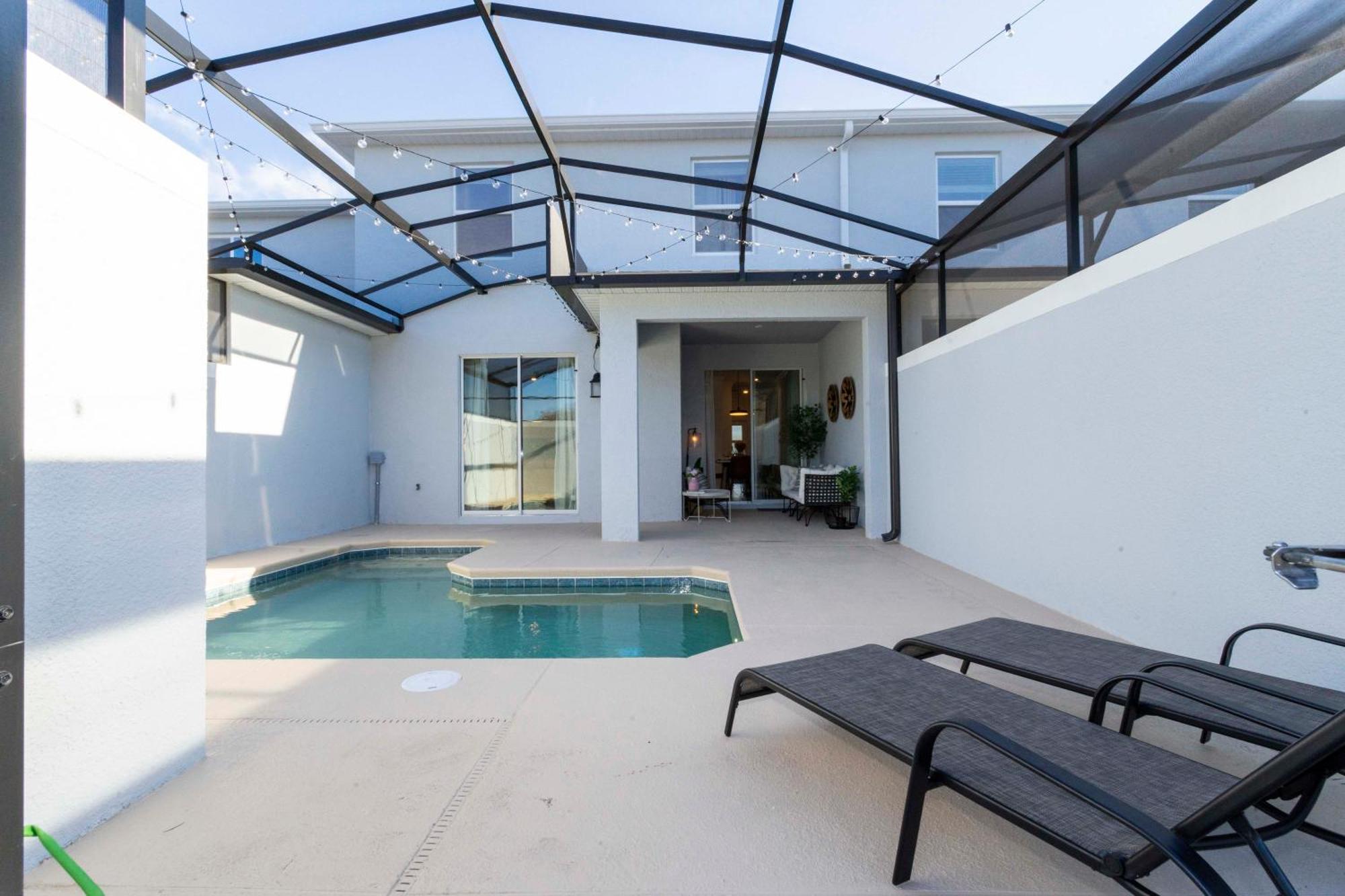 Enchantment 4br Luxury With A Pool! - 4379 Sl * Kissimmee