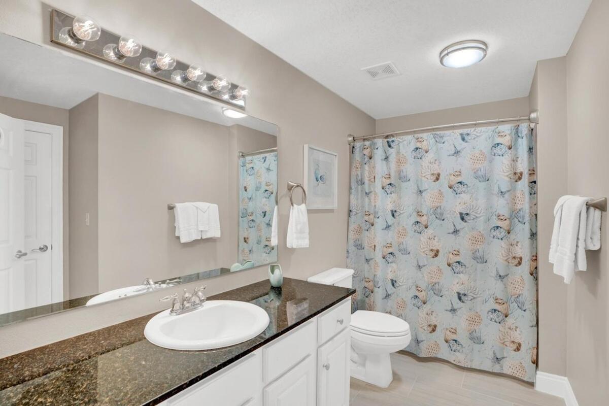 Calypso 2006w Gulf Front And Newly Renovated Custom Shower Apartment Panama City Beach