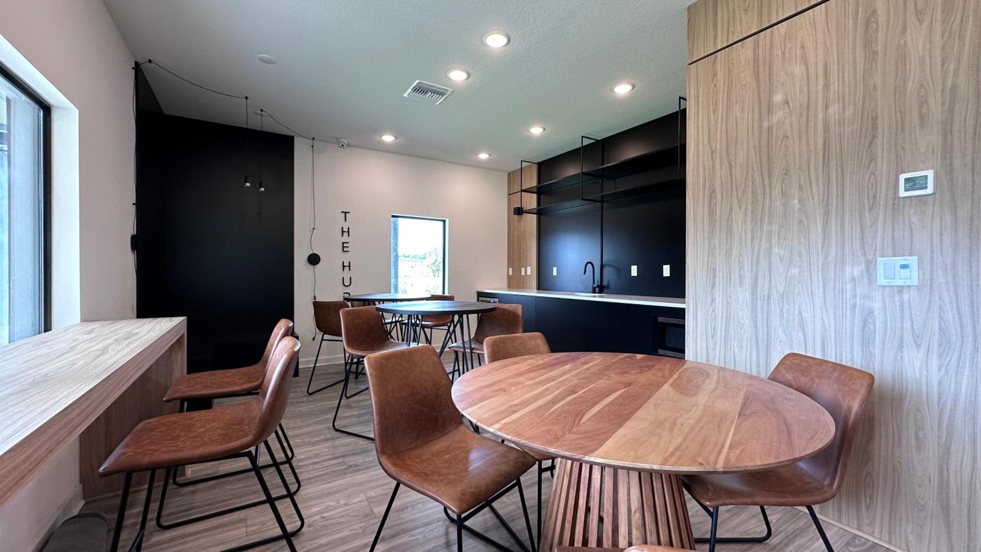 3258 Sw - Luxury Getaway The Hub Relax And Enjoy A Serene Vacation Retreat