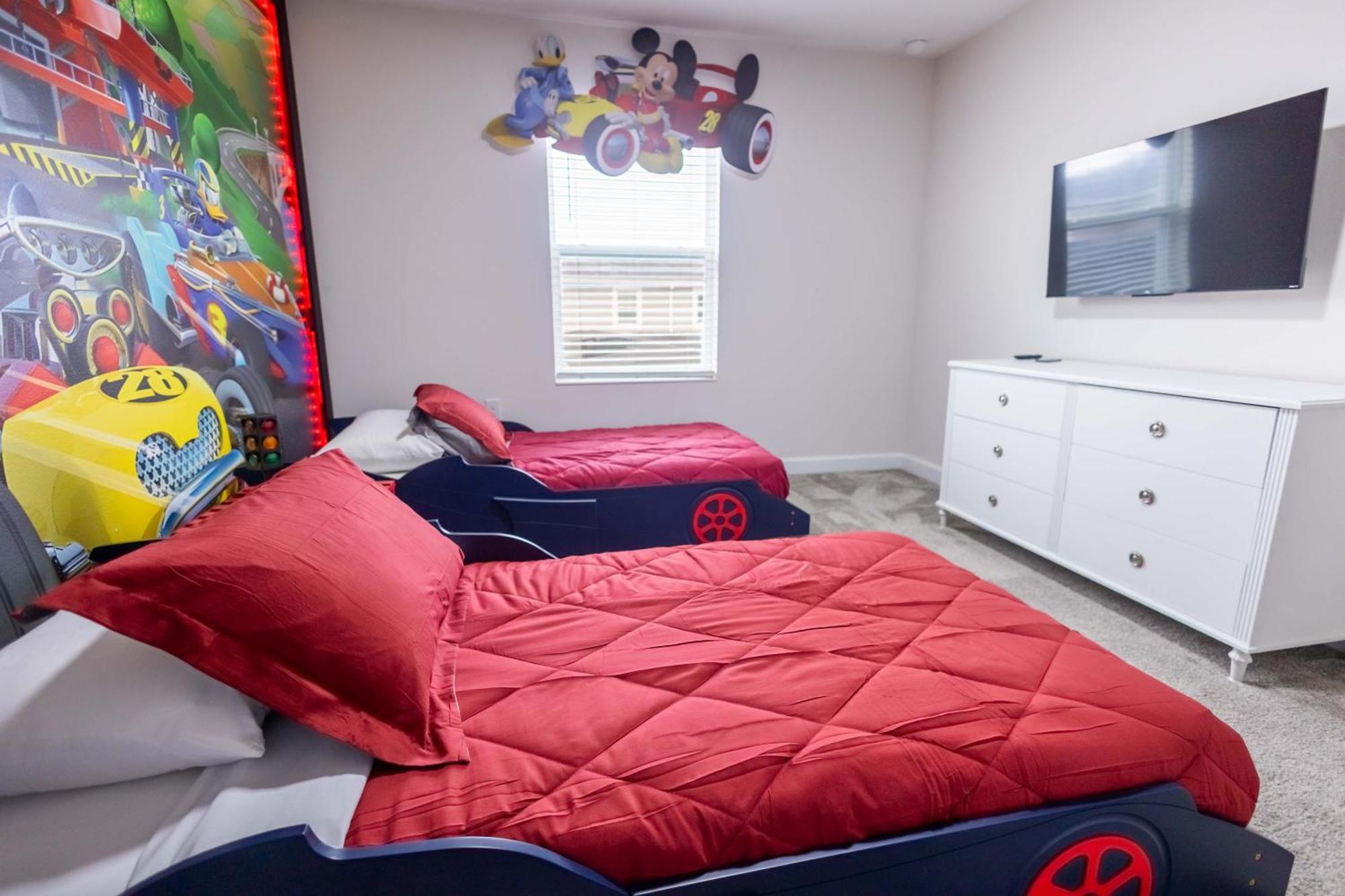 2901 Ss Discover Opulence 4-bedroom With Pool, And Magical Themed Rooms! *