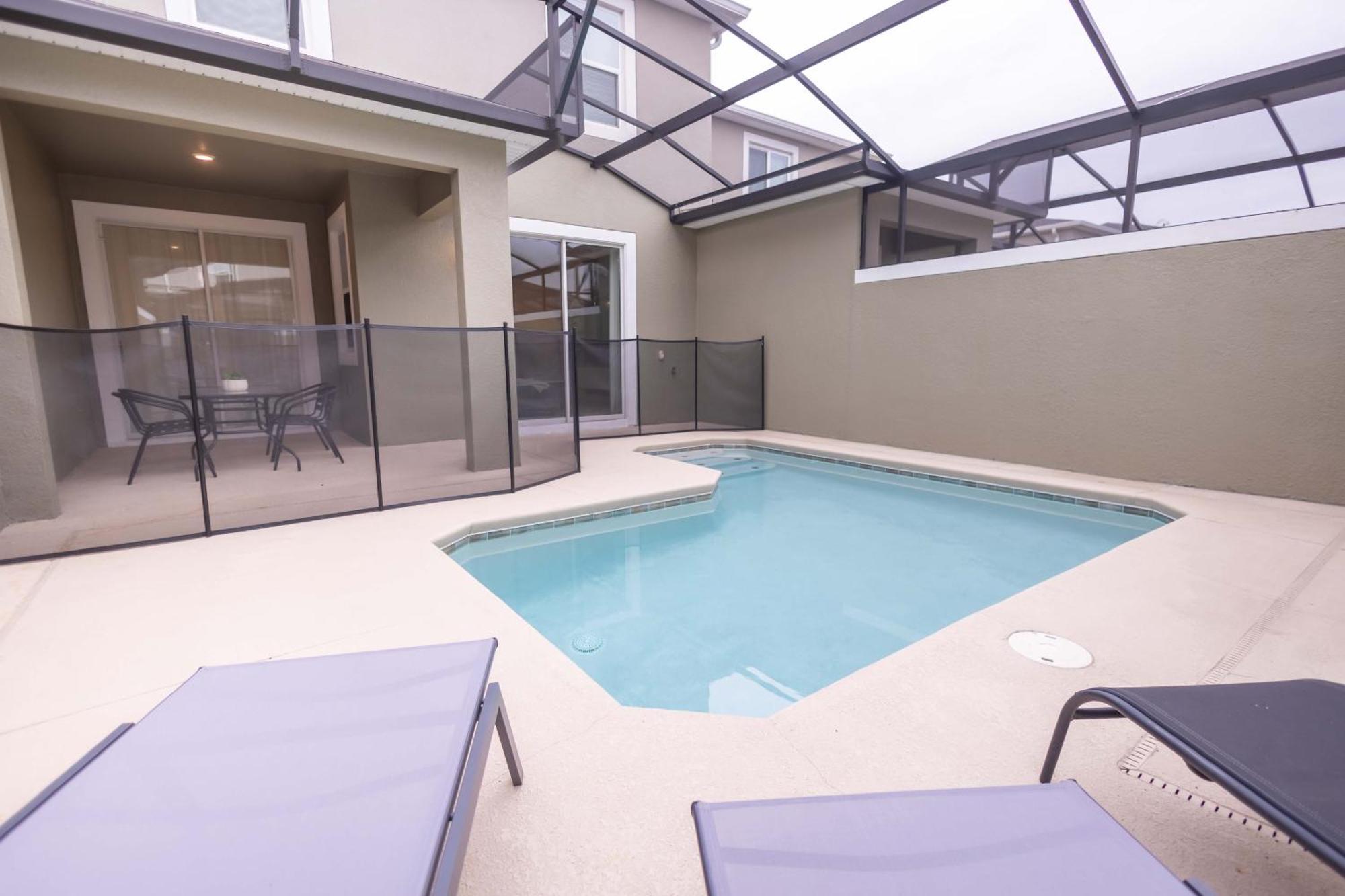 2901 Ss Discover Opulence 4-bedroom With Pool, And Magical Themed Rooms!